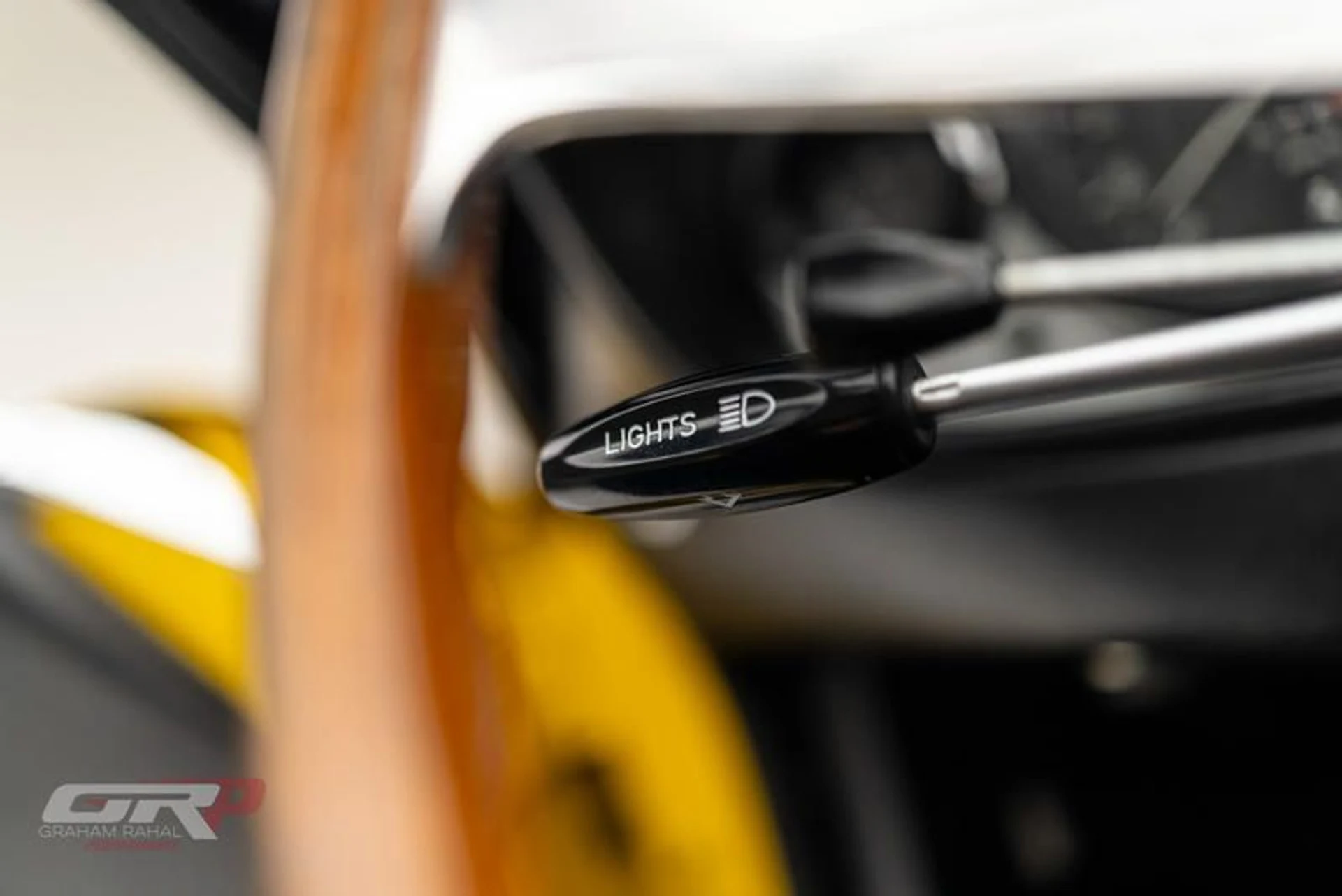 mph037_222360769_F60_D3_D43_854_E_4_DDE_8708_B1_BB_884_B41_BB_71cc095c76