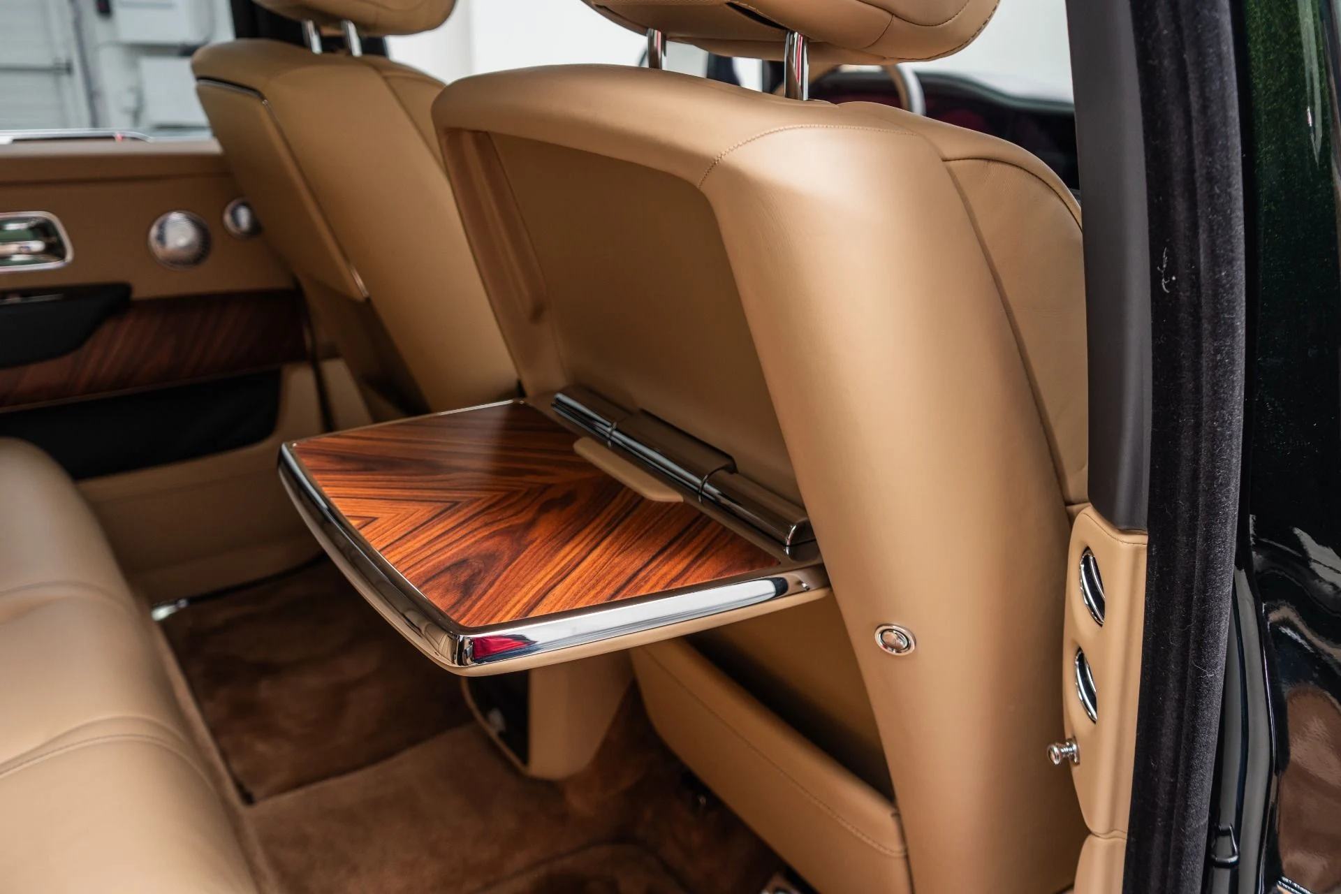 mph037_2250858106_Used_2025_Rolls_Royce_Cullinan_1773778505_58095c7cda