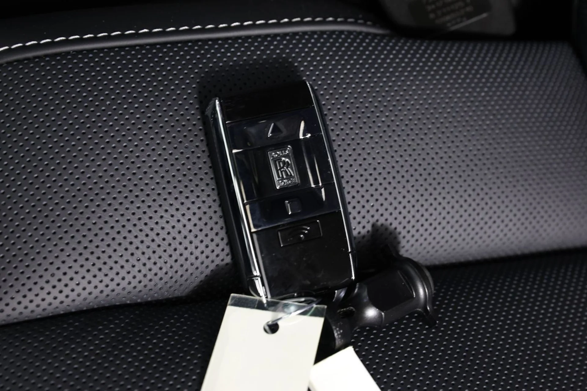 mph037_2250984032_5086d9fd8cd7f484f07f30a5ceb82a8f_47d54e1023