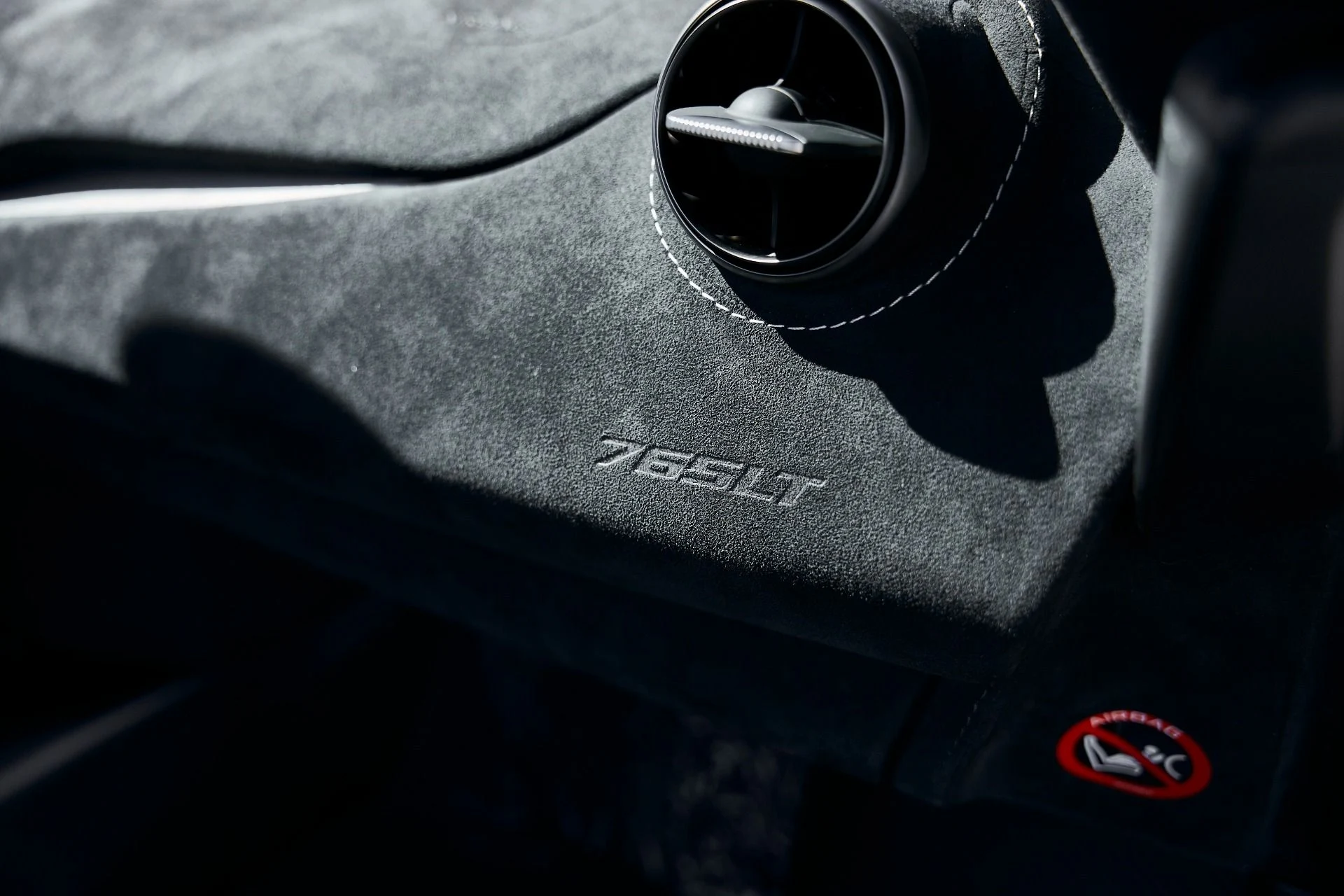 mph037_2254364556_Used_2021_Mc_Laren_765_LT_Base_1772822807_0d4c2000db