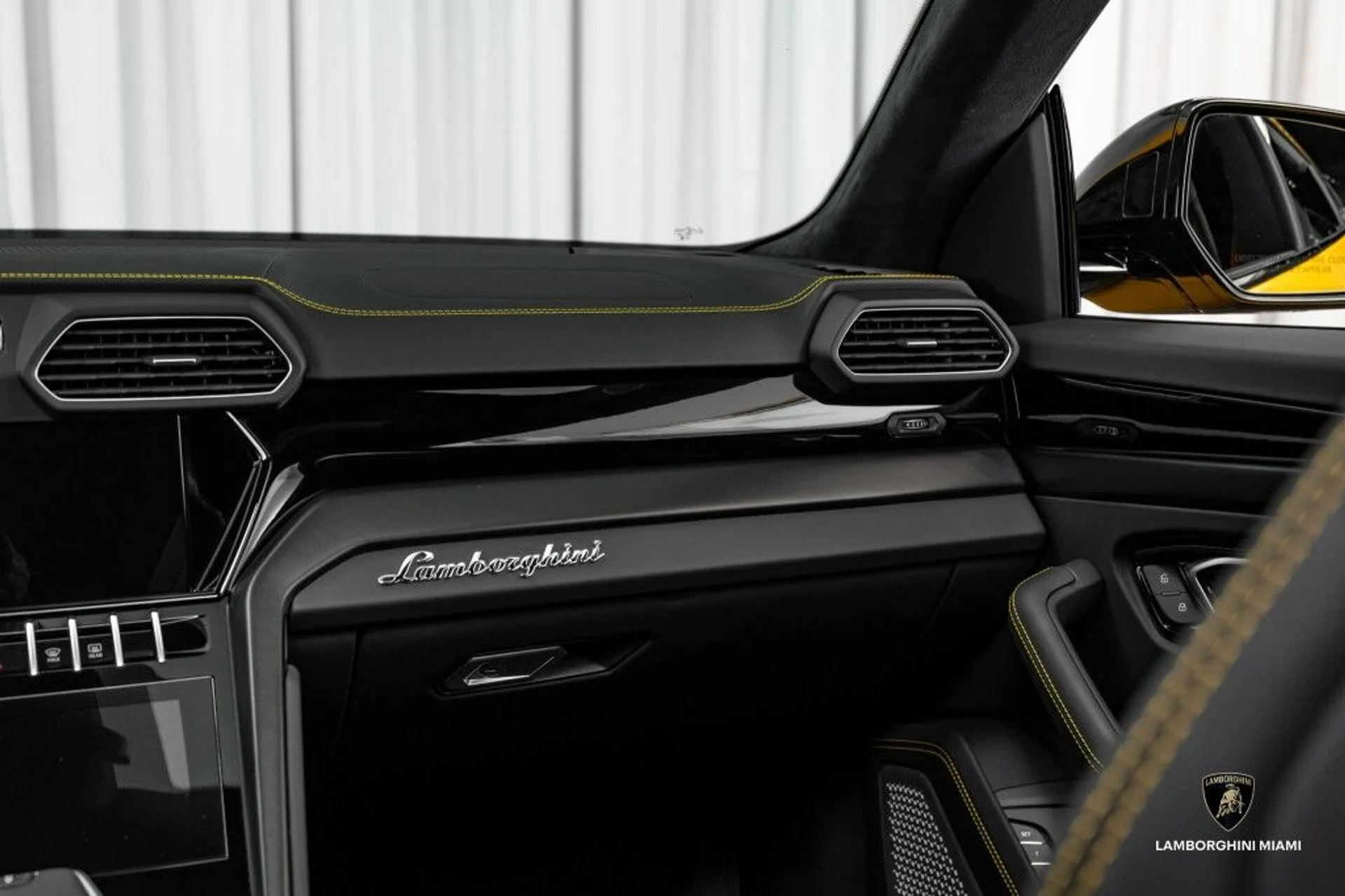 mph037_2257557196_bdf337ef00b3a2c8896bb90b9395ee80_0c41b3d672