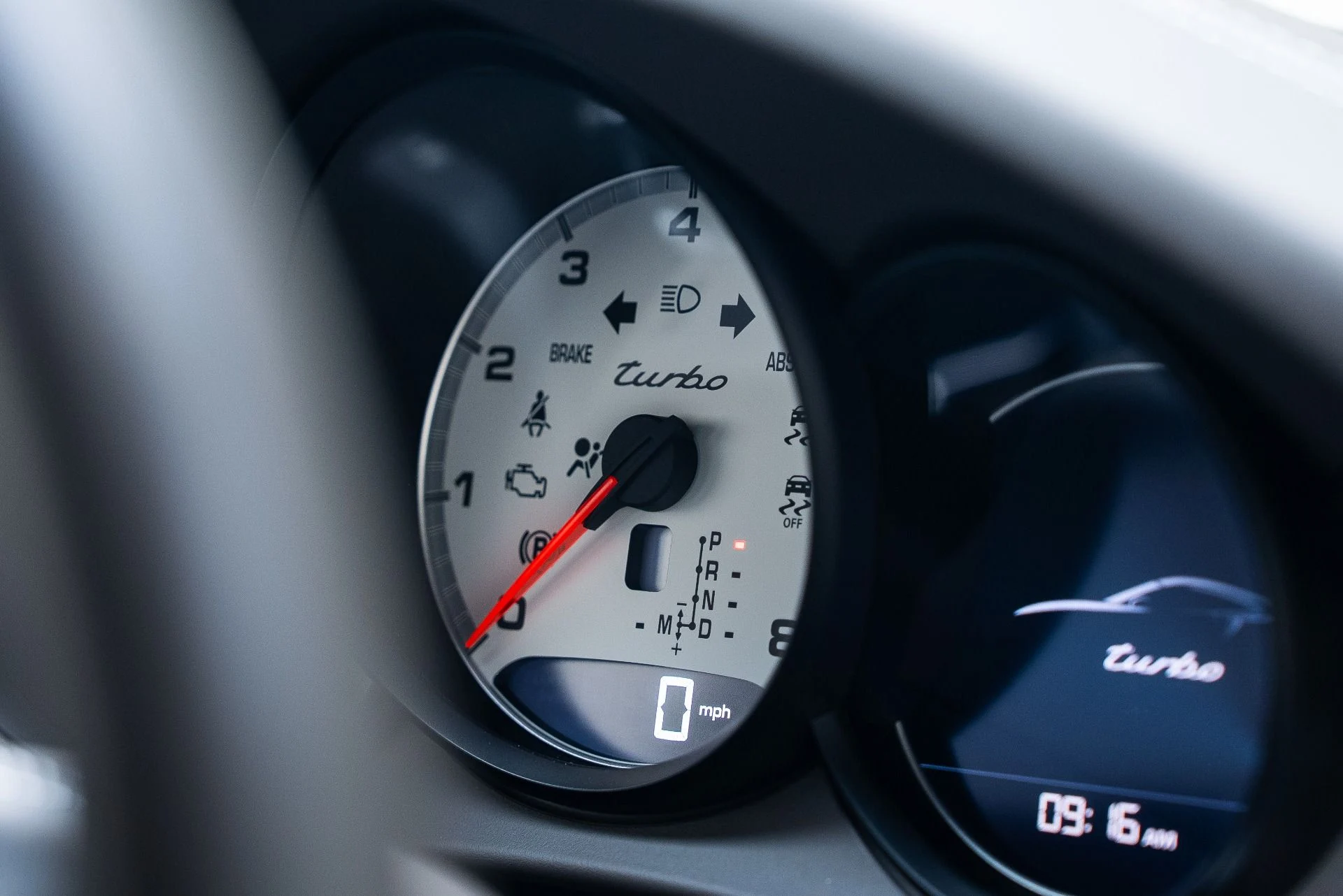 mph037_2264168777_Used_2018_Porsche_911_Turbo_1765307342_e54ab76ee0