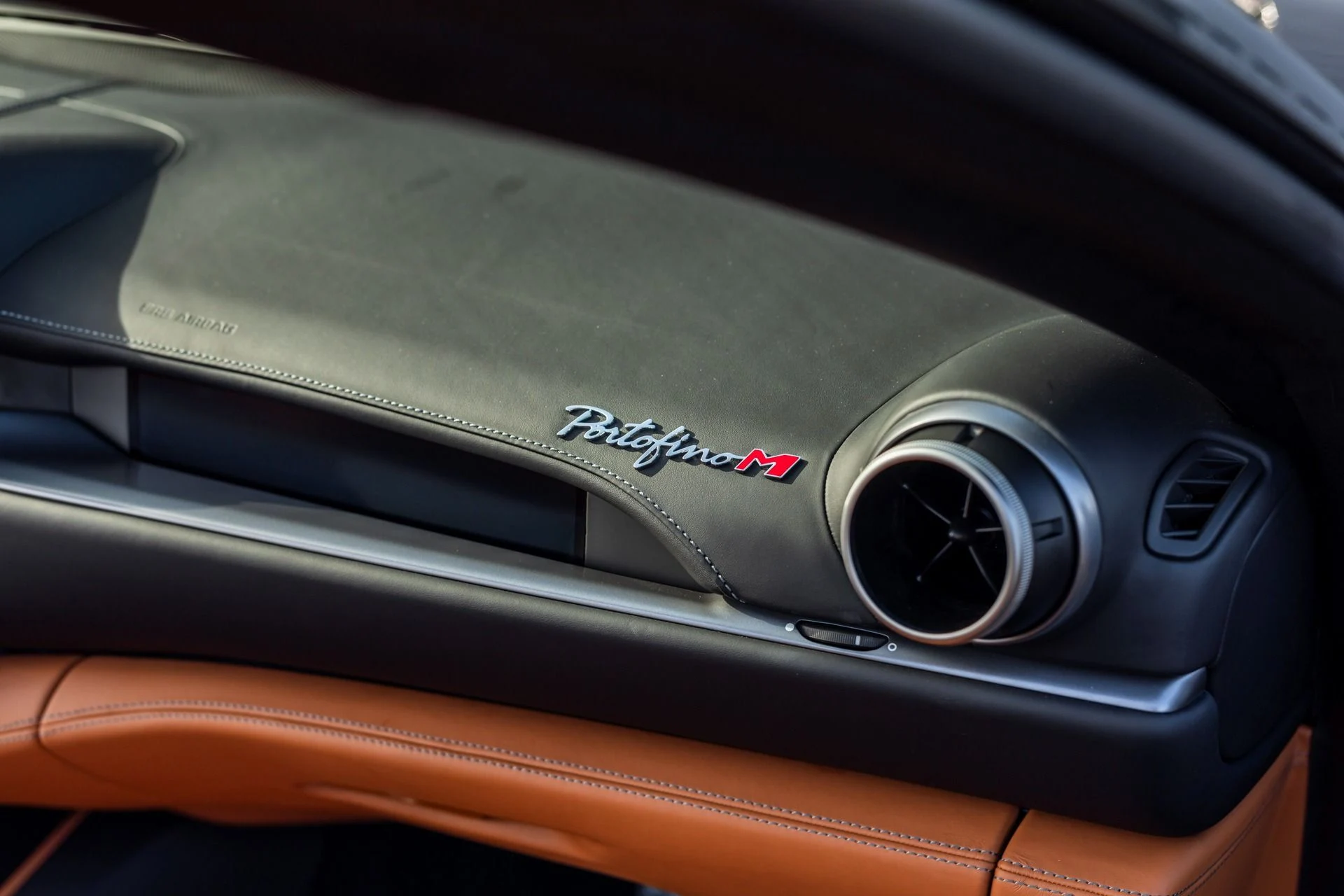 mph037_2272903516_Used_2023_Ferrari_Portofino_M_1735061515_01bccf350b