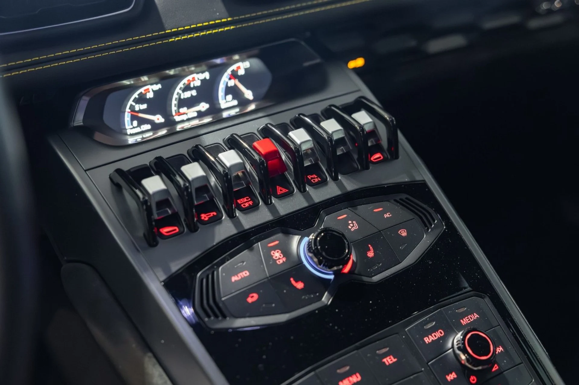 mph037_2276023683_c_A_58d49ace46