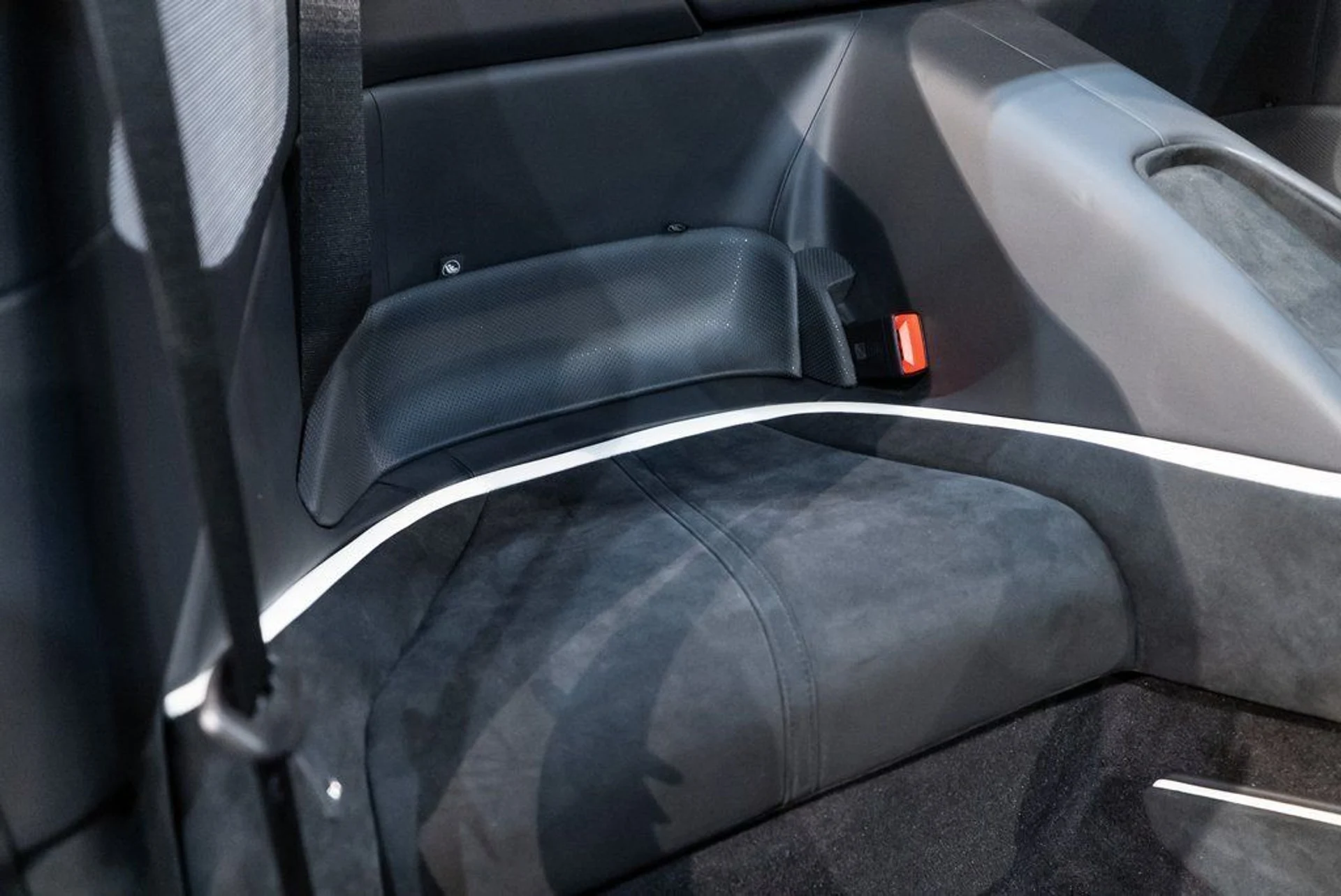 mph037_2307649330_2e67572c59f8e82e47c6c74fd8946cc2_dee521a51b