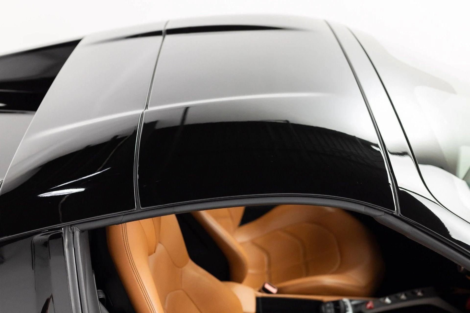 mph037_2308380416_Used_2017_Ferrari_488_Spider_1777367841_2cd5b66152