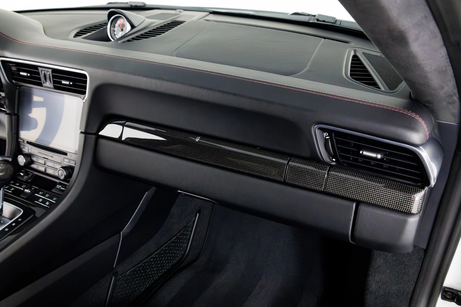 mph037_2314201674_Used_2019_Porsche_911_Turbo_S_1769802418_d43c9b2929