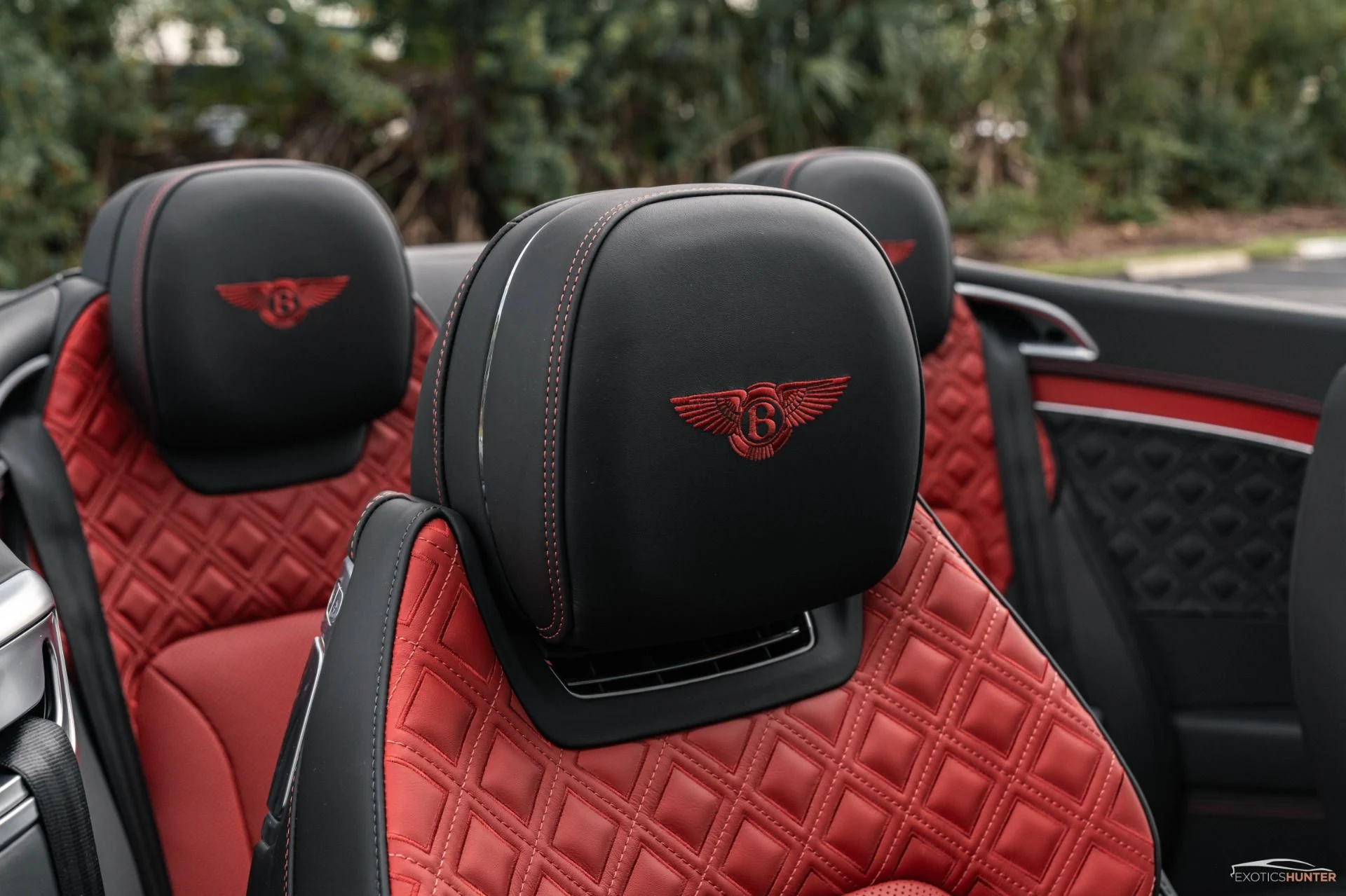 mph037_2317712749_Used_2020_Bentley_Continental_GTC_280_K_MSRP_Mulliner_Blackline_Rotating_Display_1766938877_9cf0ee9c57