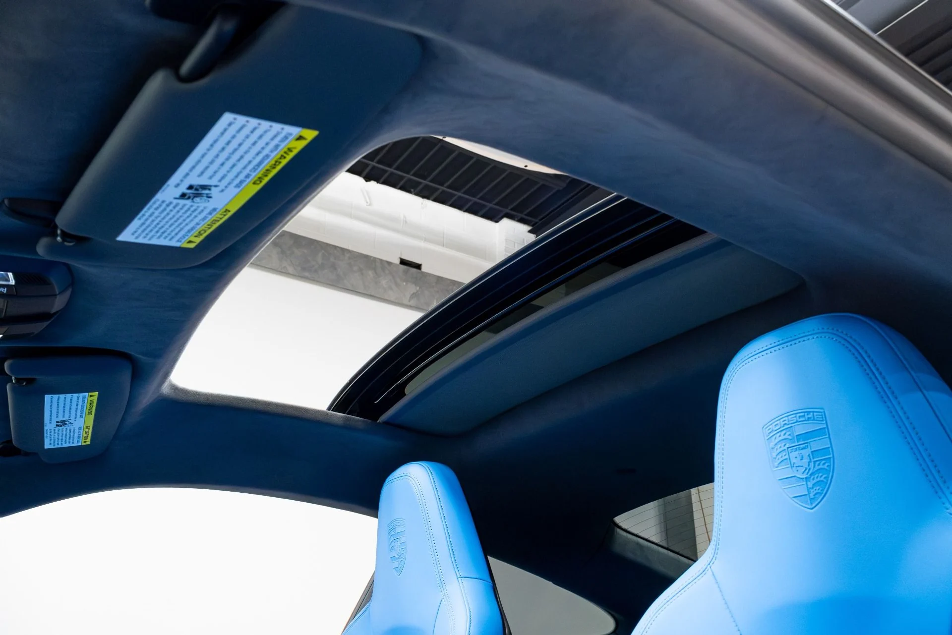 mph037_2329866726_Used_2024_Porsche_911_1774039904_94eb71609b