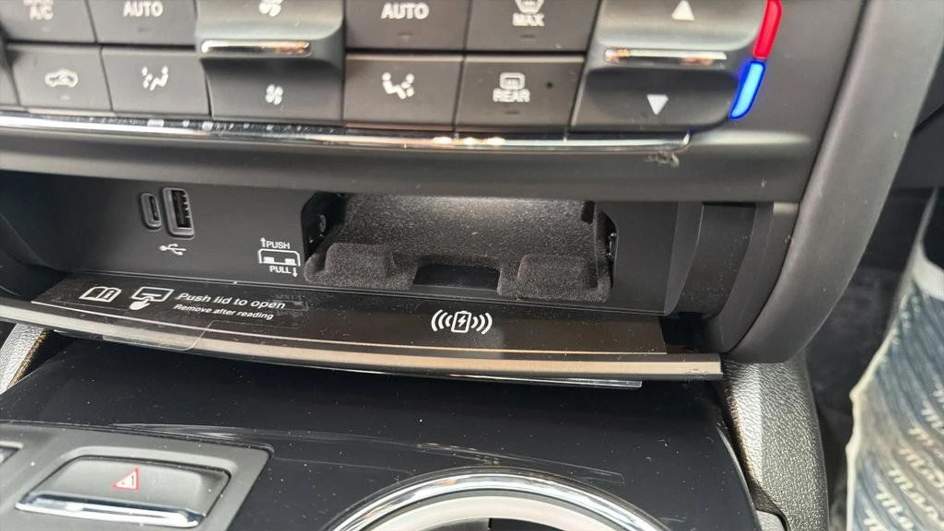 mph037_2337279579_6e743e9f4ba745abb4409fc7af301711_7f68d6c99f