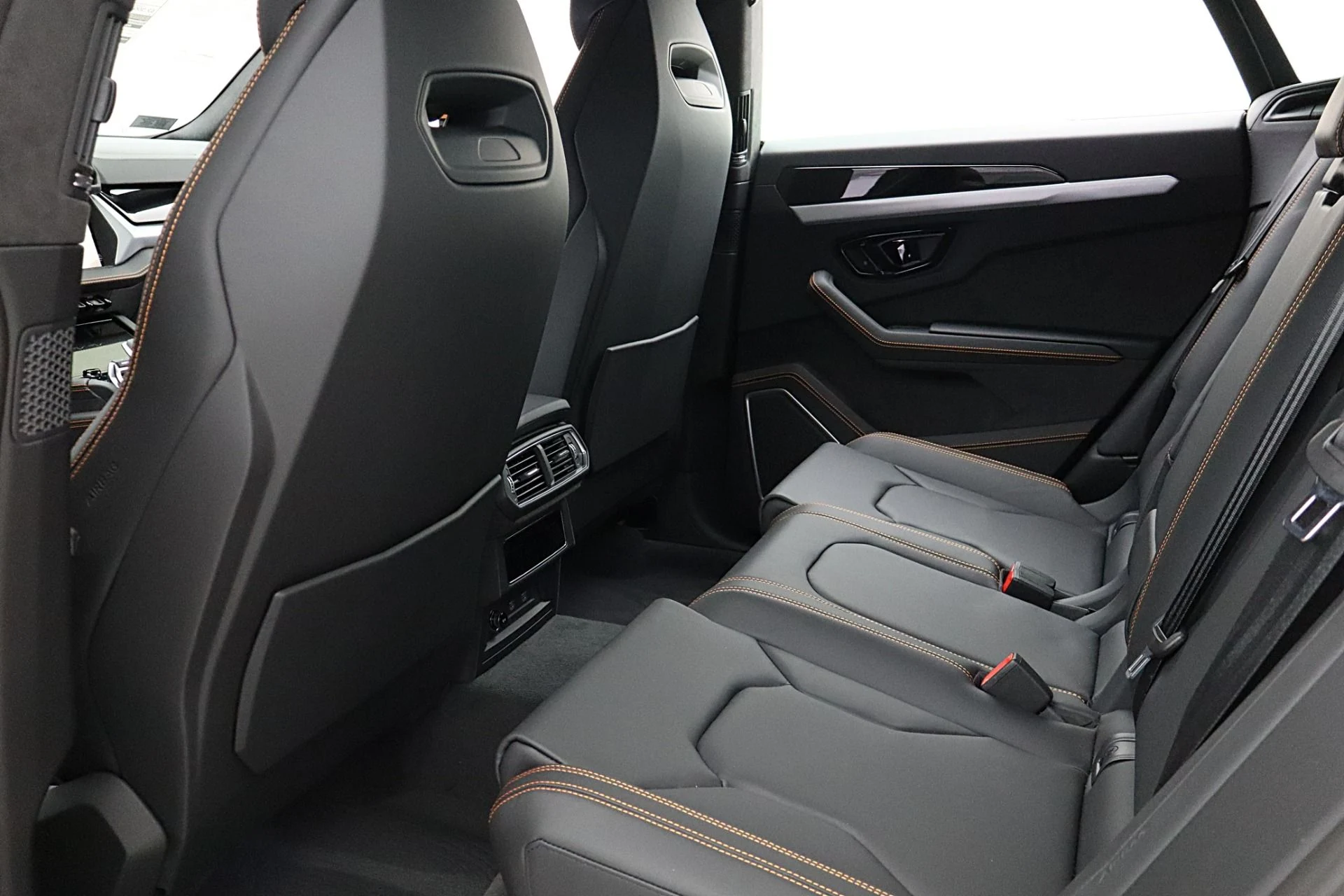 mph037_234096868_New_2026_Lamborghini_Urus_SE_44ac5f5dd1