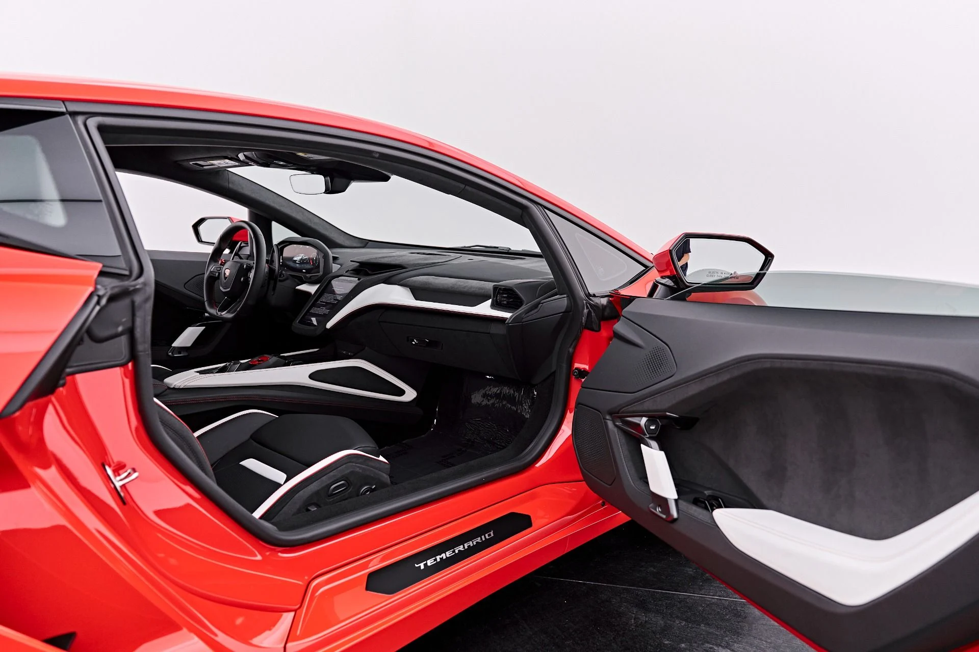 mph037_234639798_Used_2026_Lamborghini_Temerario_Base_1792011519_7f8854ee0a