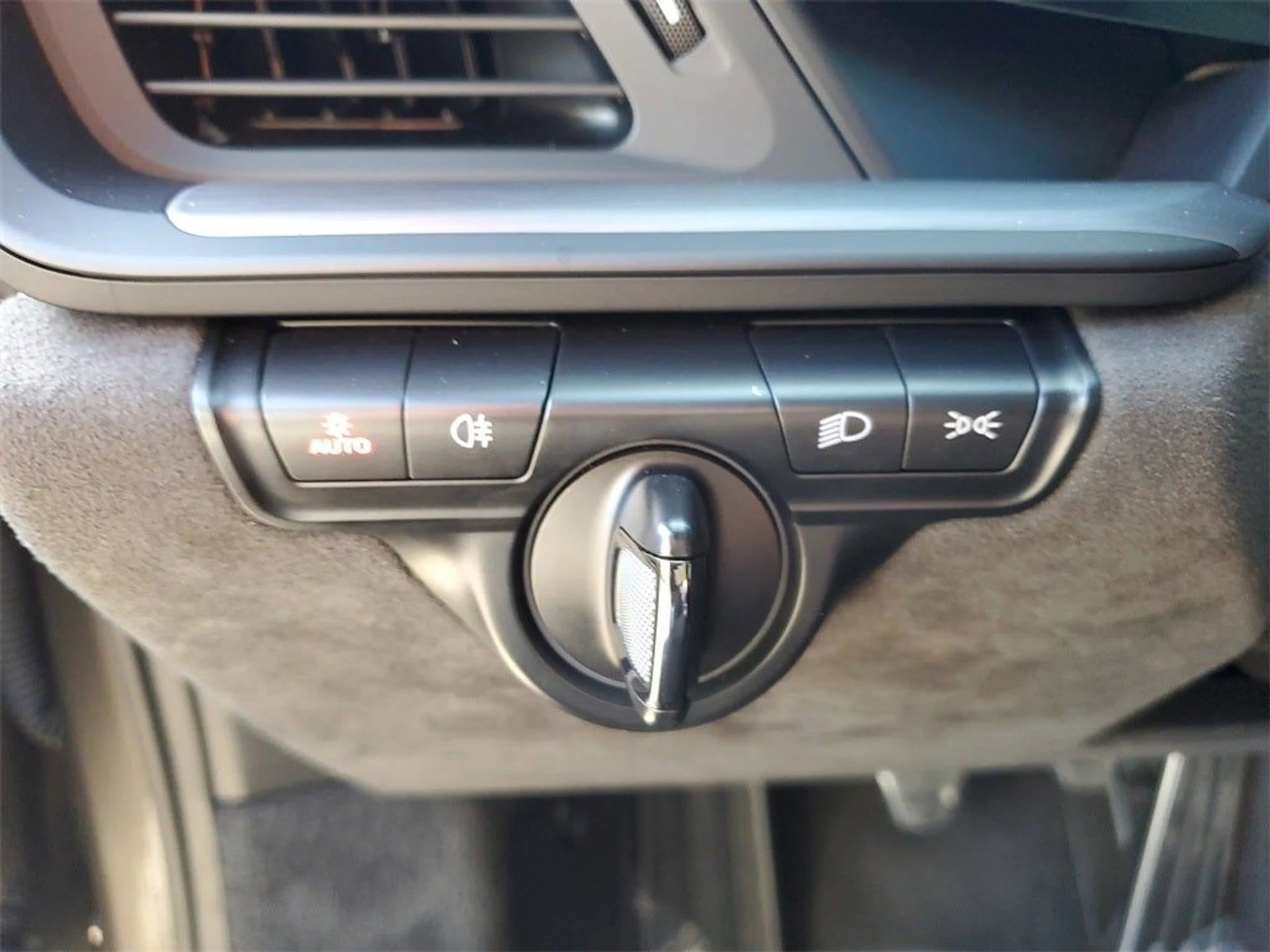 mph037_2363402052_38_fb445dff17