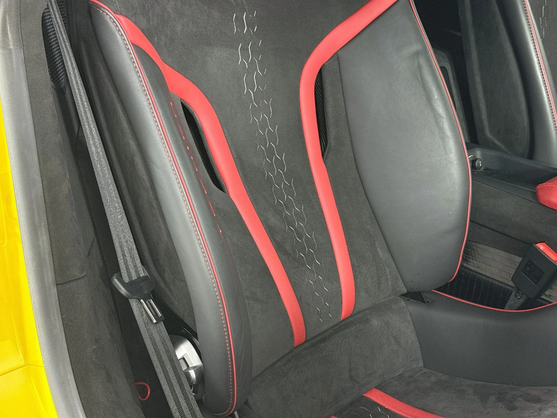 mph037_2365836326_Used_2023_Lamborghini_Huracan_Tecnica_1793401526_31fa569ef9