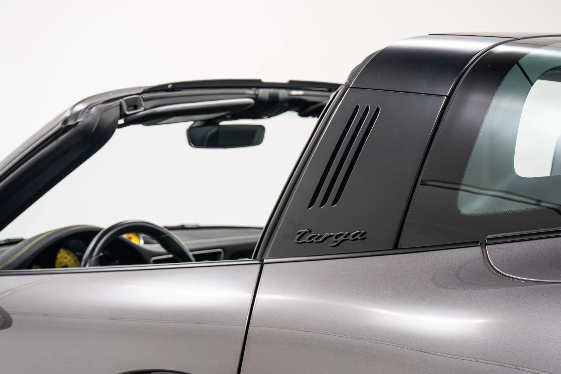 mph037_236773729_Used_2018_Porsche_911_Targa_4_GTS_1781794965_d007935a82