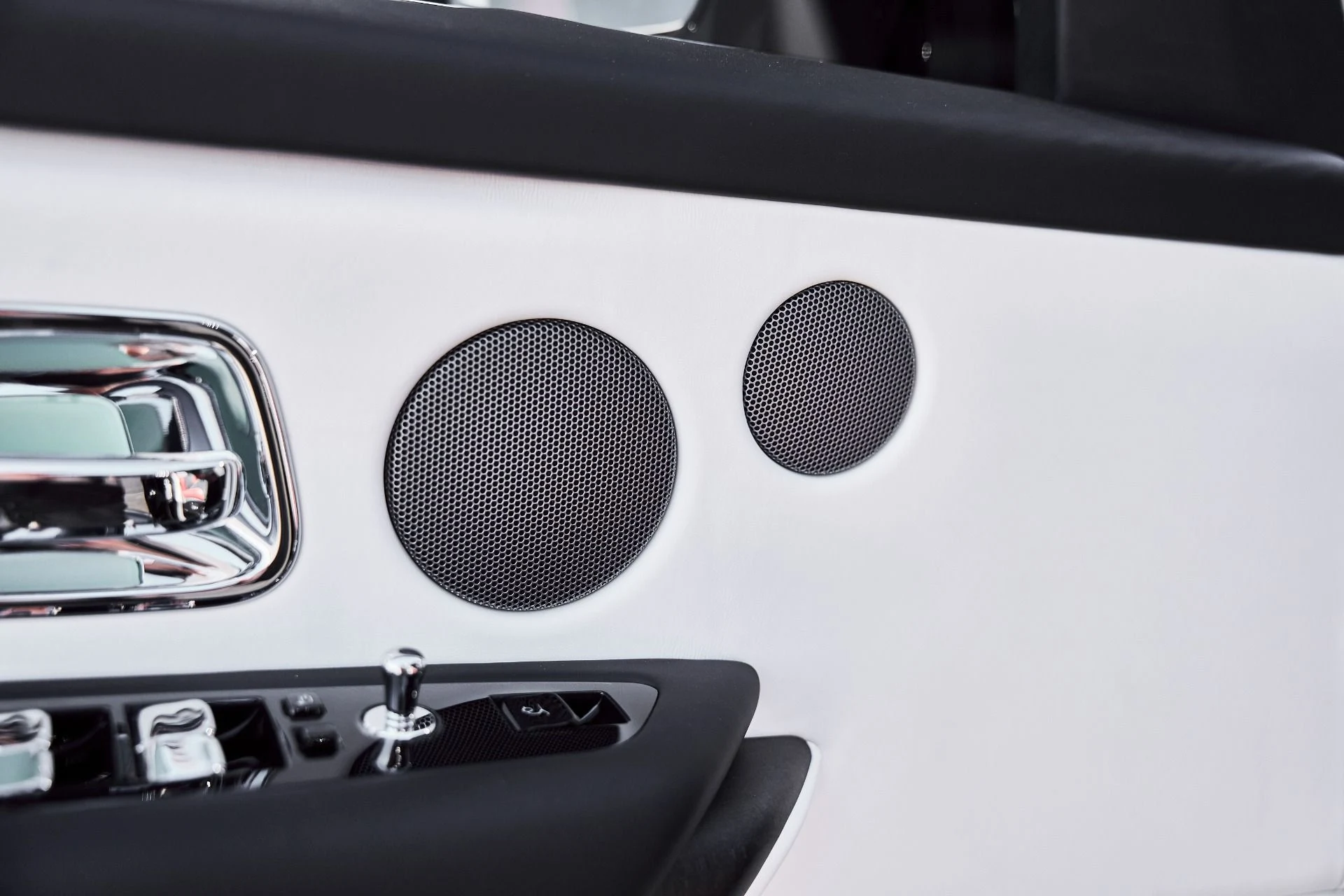 mph037_2368088109_Used_2026_Rolls_Royce_Cullinan_1774544511_cdec998db7