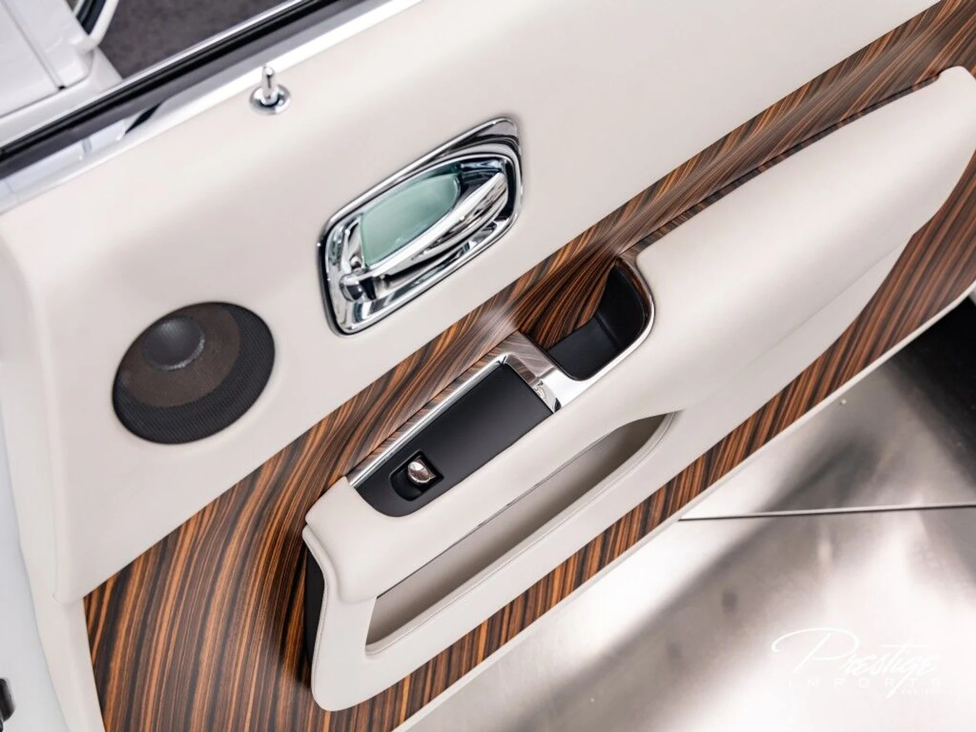 mph037_2369978192_02a7565777200d9d982ea7d11ede3304_2f1cda38ed