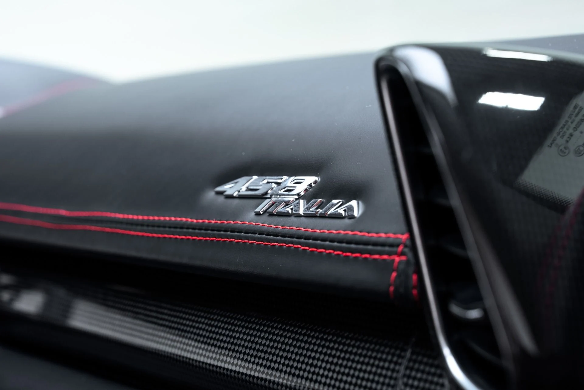 mph037_2371914036_Used_2010_Ferrari_458_Italia_1775250698_5a620460b8