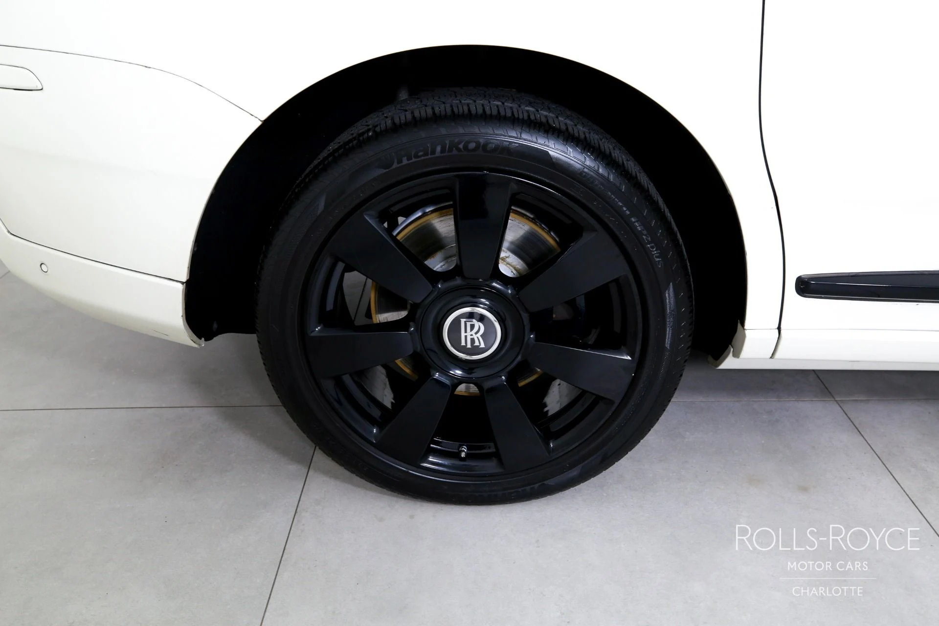 mph037_2376701886_Used_2020_Rolls_Royce_Cullinan_1772228015_fa4ffa24f4