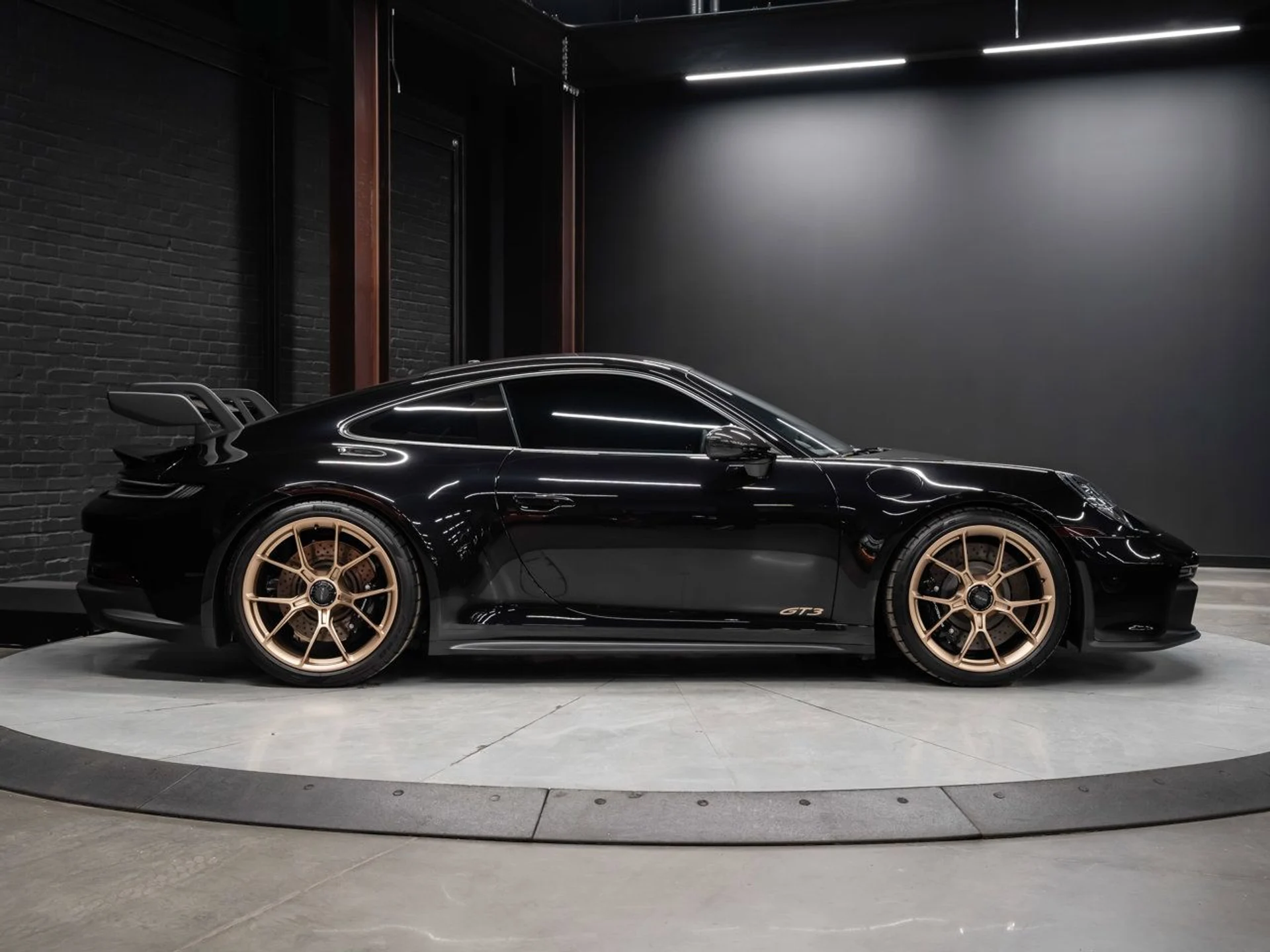 mph037_2387175330_porsche_911_2022_b6be36b730