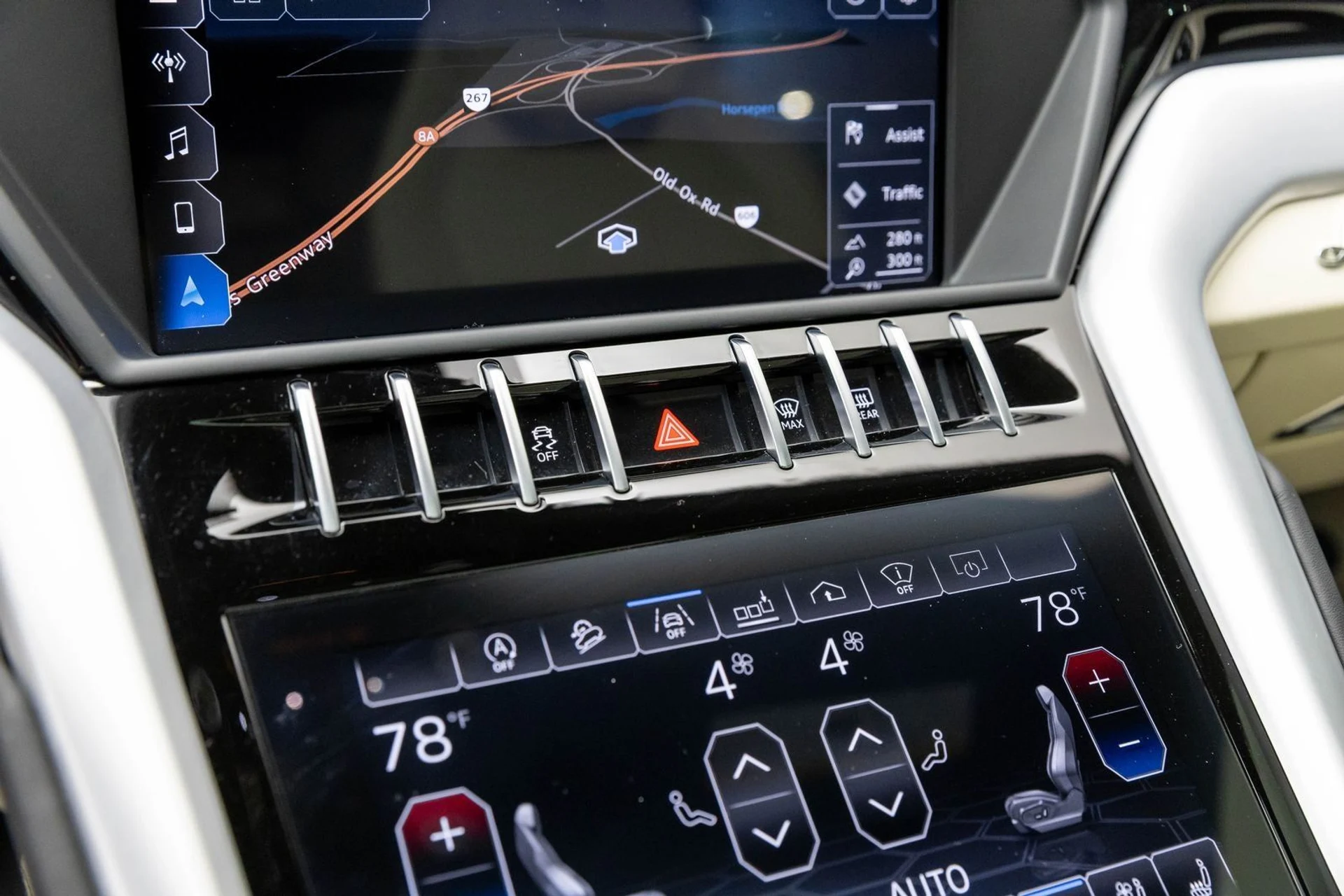 mph037_2390491920_38_dbe46b7cee