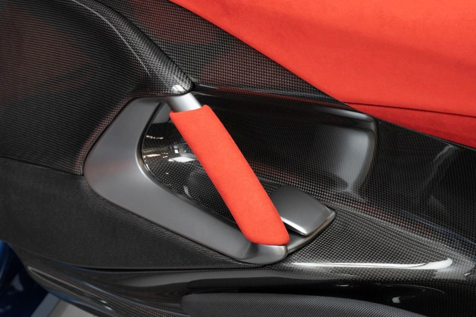 mph037_2393445565_Used_2022_Ferrari_812_Competizione_2cddad0d28