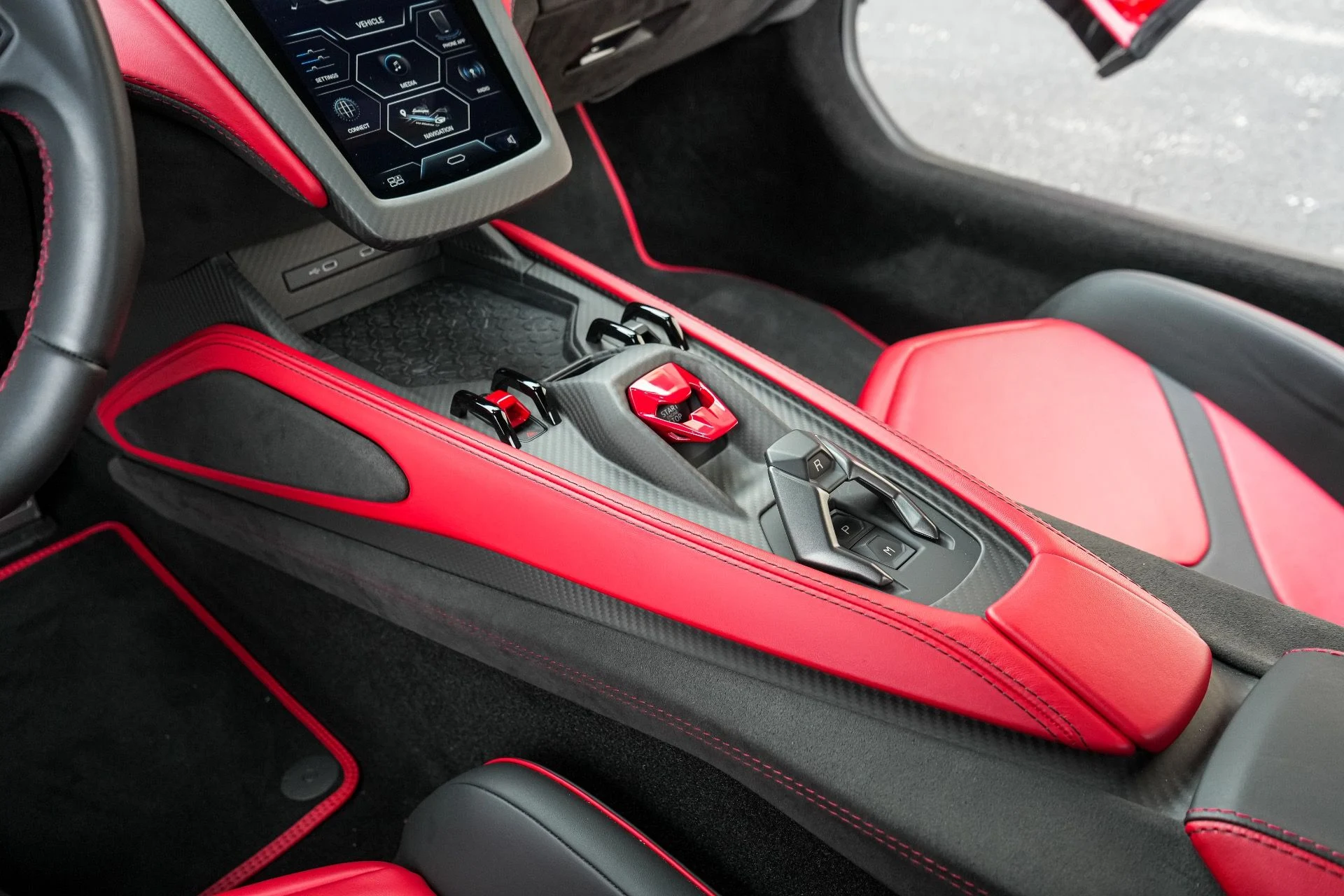 mph037_240290822_Used_2025_Lamborghini_Revuelto_1790108001_16648ab856