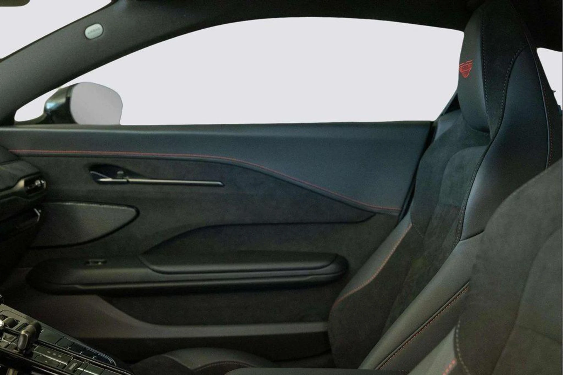 mph037_2405673782_v4v_Z_Rckm_Zv57xr6_Gaz9mj_X0b_SWY_3062de5b96