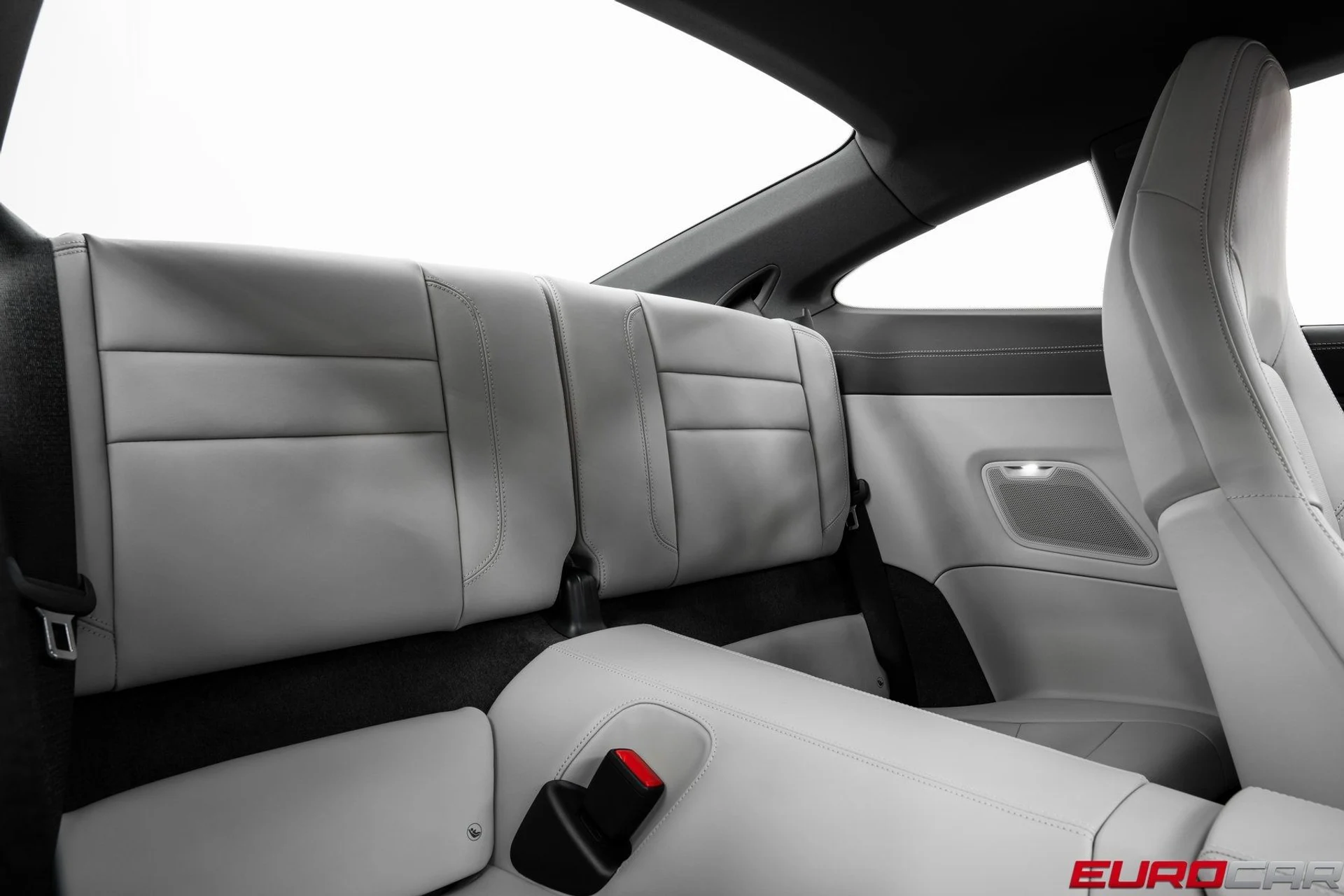 mph037_2407752813_image_38_ca6f987e63