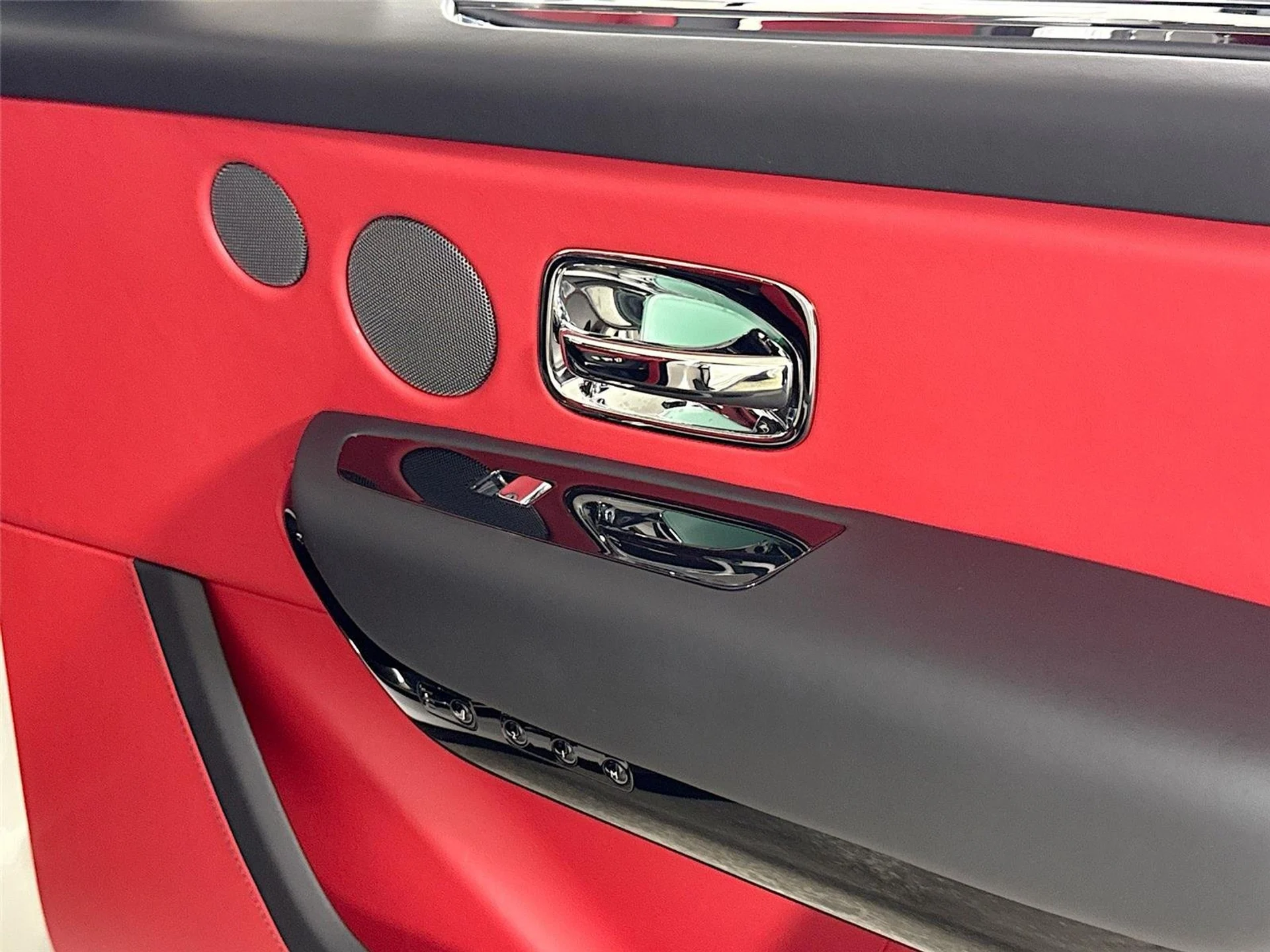 mph037_2408232699_e04d012aeba390e2ec4e3036d9d180eb_8dcb756e93