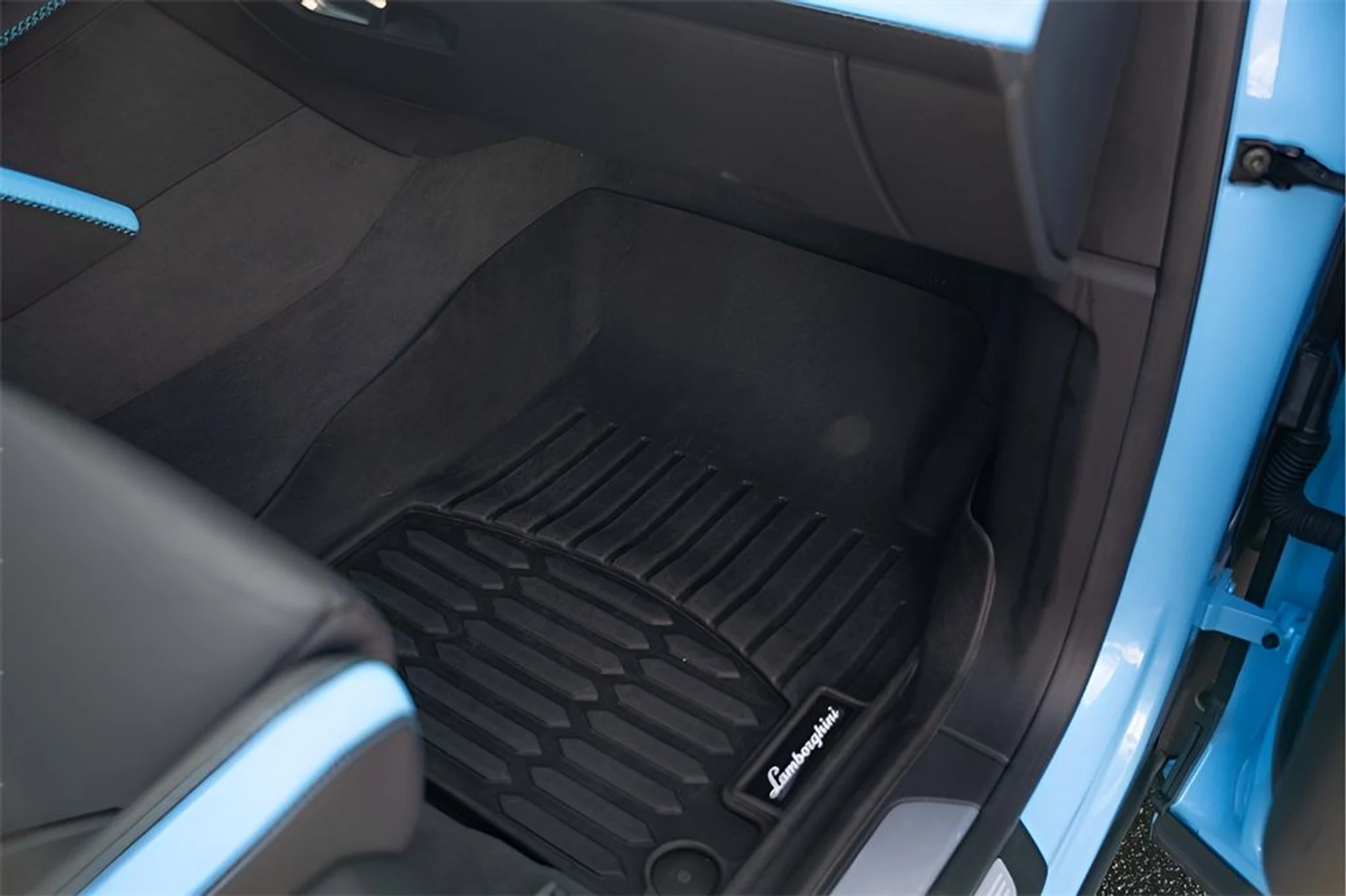 mph037_2419430547_image_39_d1a8337596