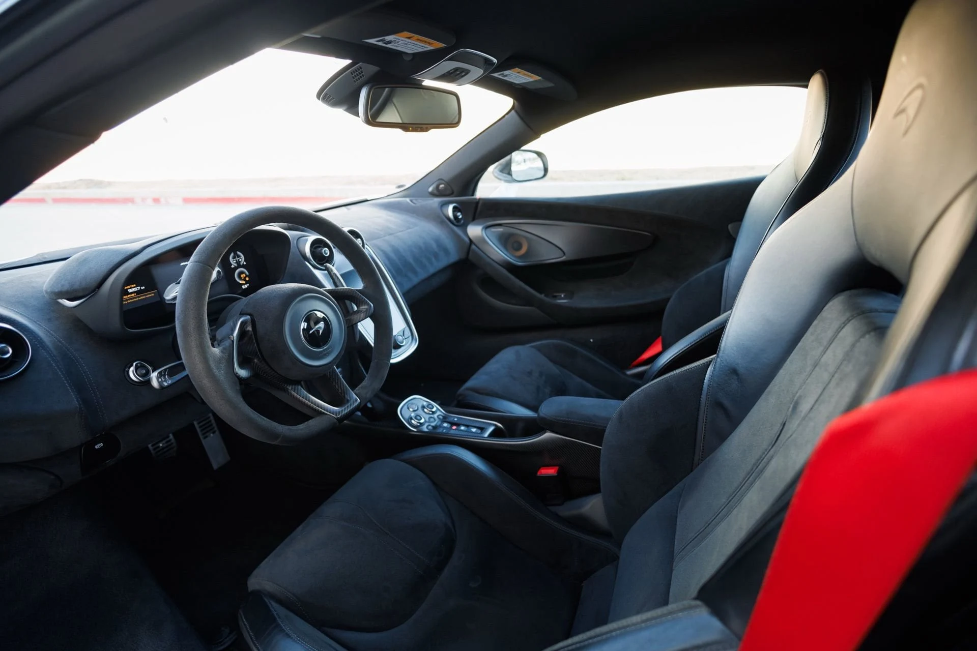 mph037_2420872012_6d6da4ce2602dcdc68d4c3d4f425e004x_e36a62d347