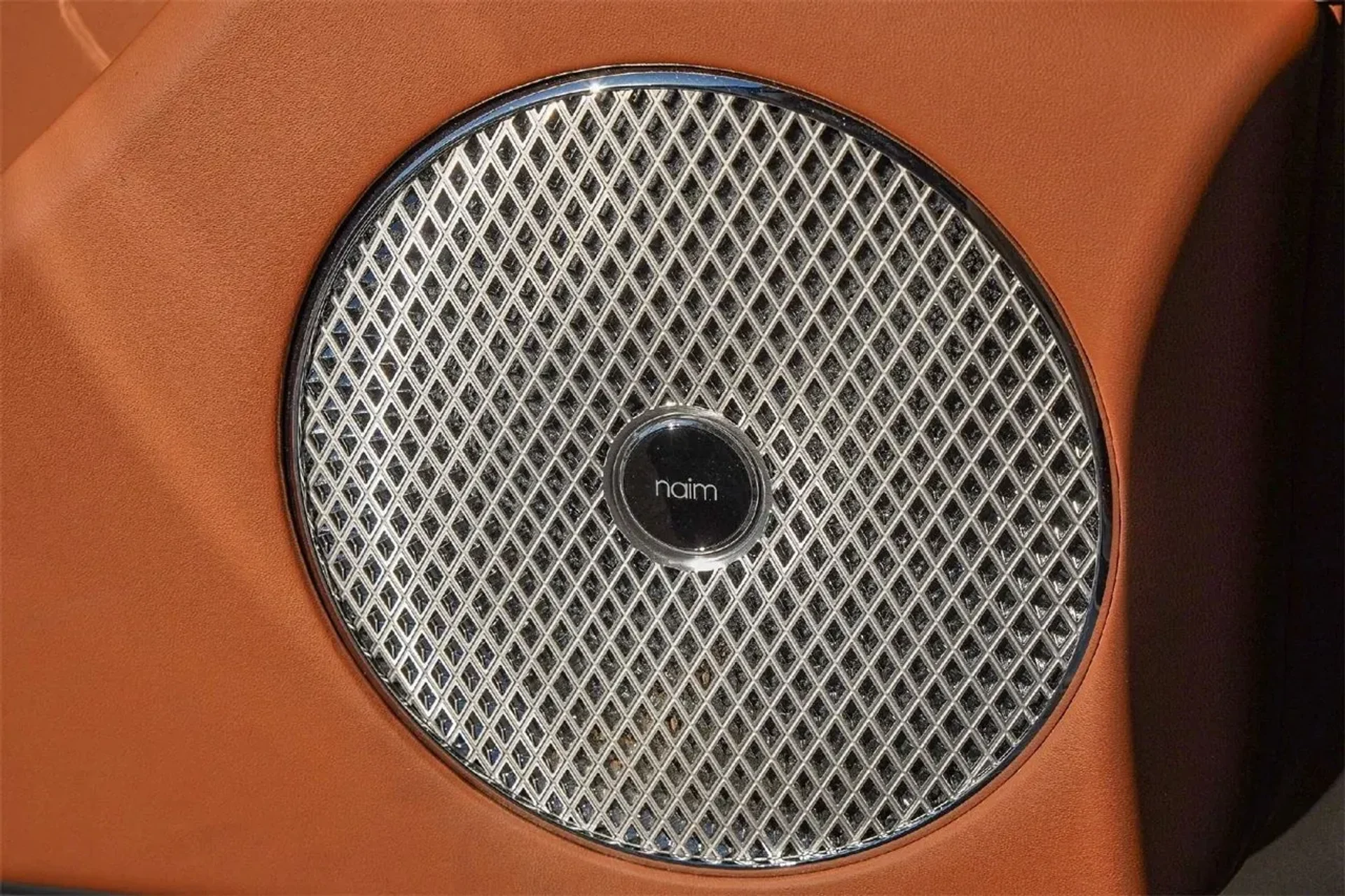 mph037_2431694987_97b4461df45c48cb83275129ab1814b4_add0bf59e8