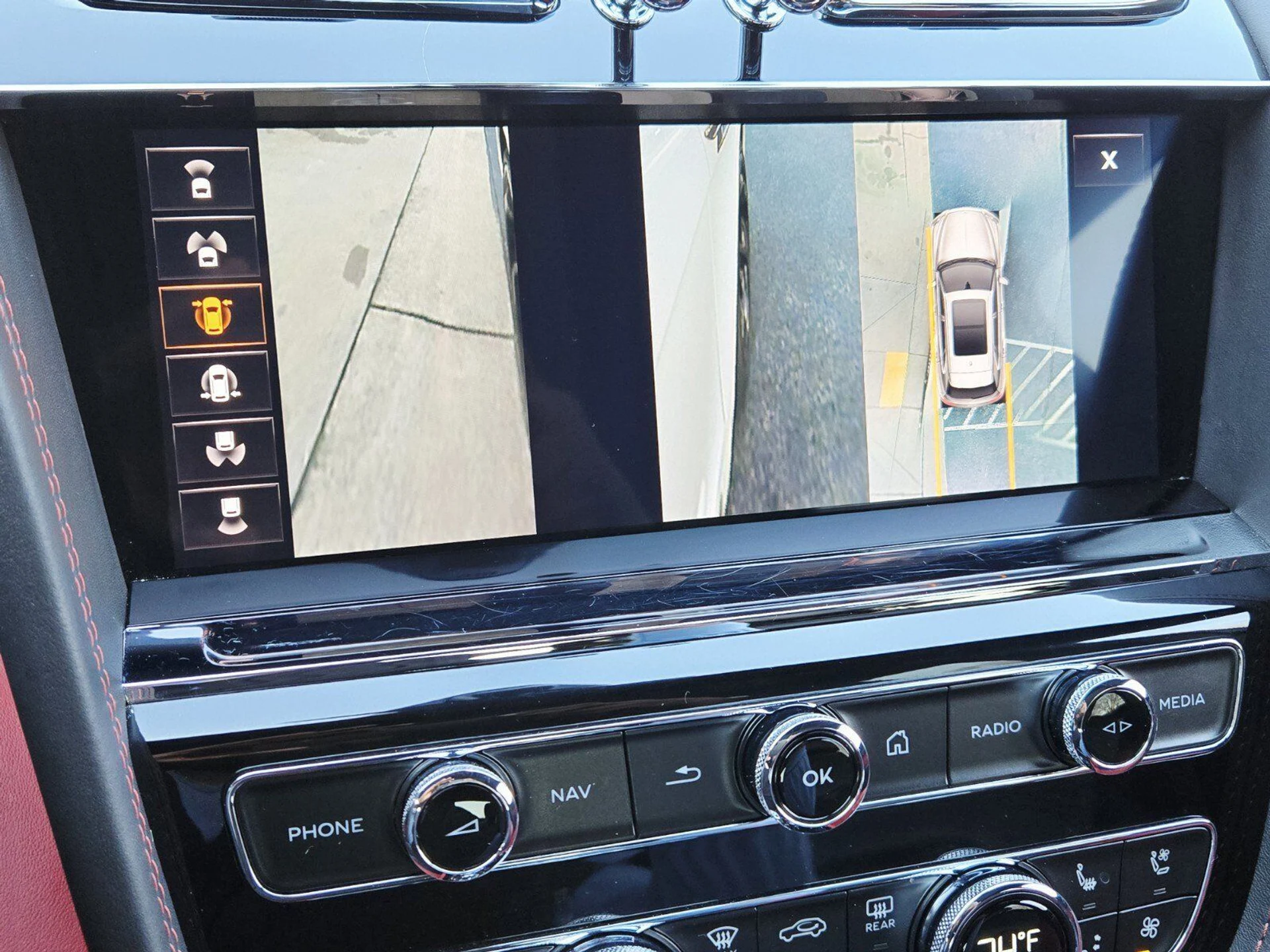 mph037_2438331189_7449afe0db229bc9e7b34b71a6655daax_2e4fc32835