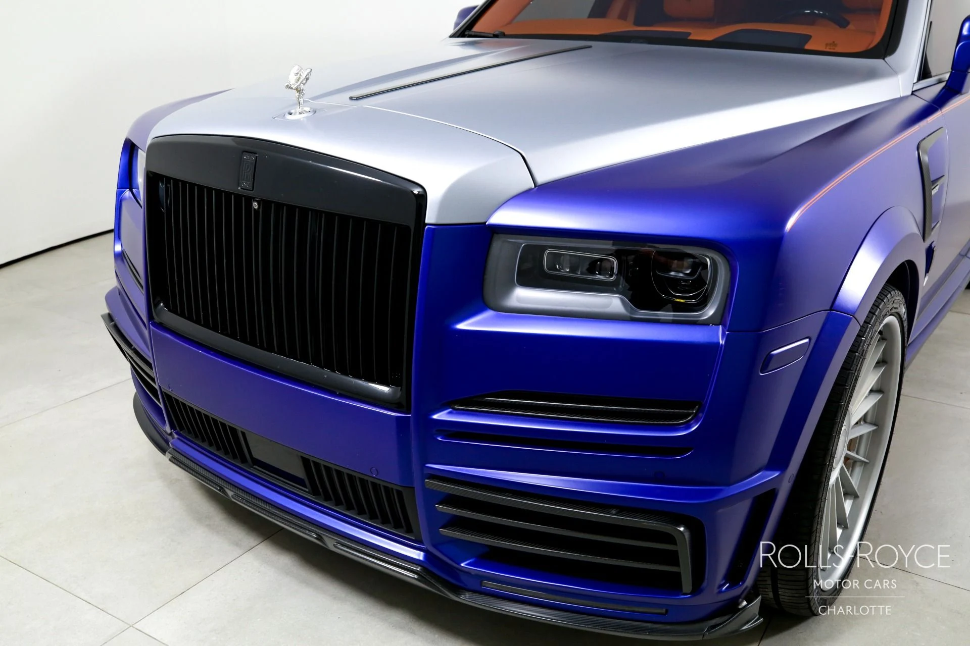 mph037_2442878948_Used_2019_Rolls_Royce_Cullinan_Mansory_1771362670_1a8803c7ef