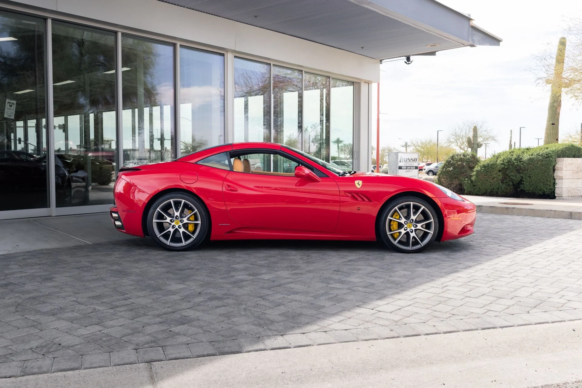 mph037_244458764_Used_2010_Ferrari_California_1772055148_cbee6ebf2e