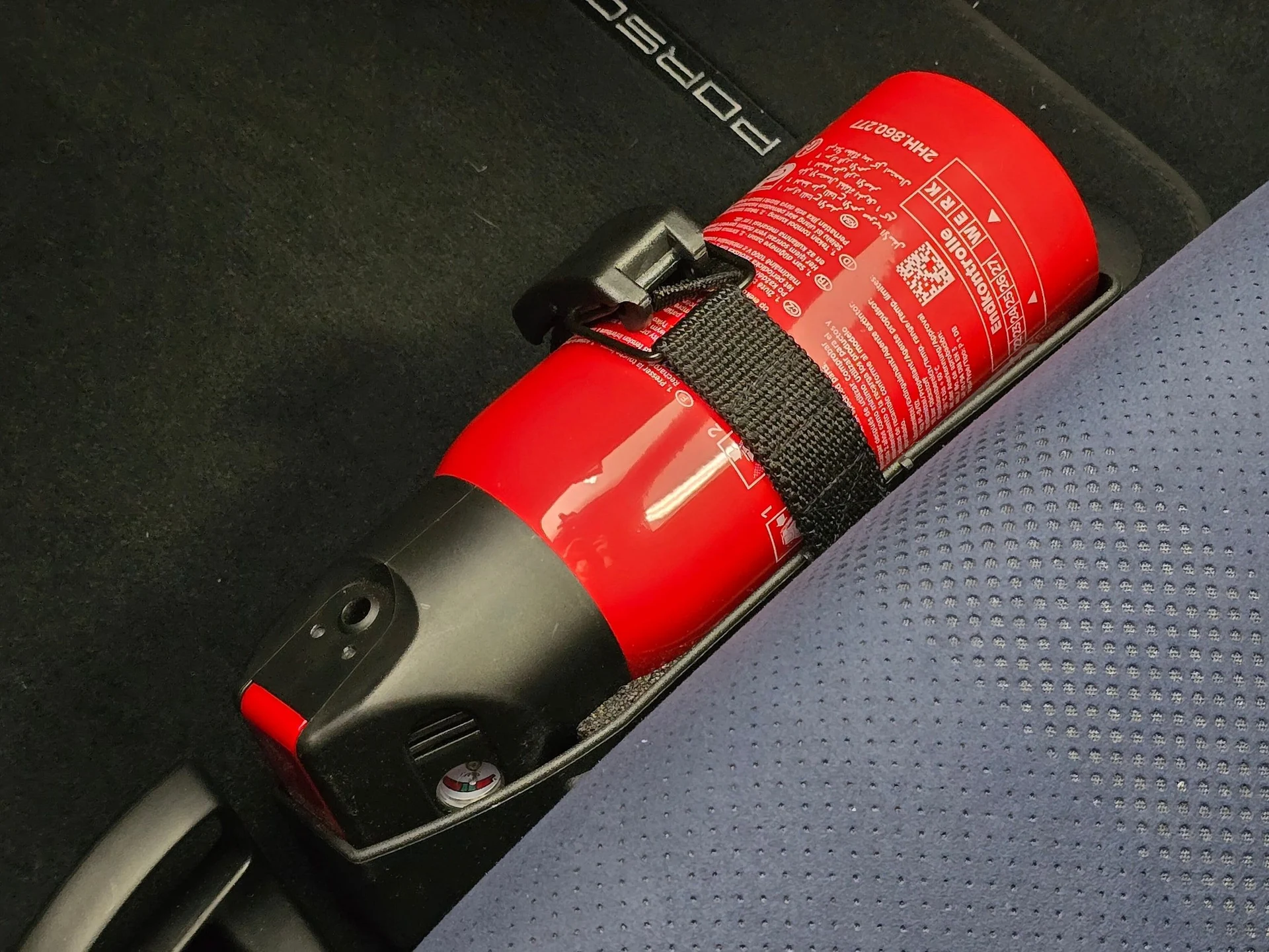 mph037_2456457562_a50c0d6e9d9207ec086081884a497641x_ccd79d72e8