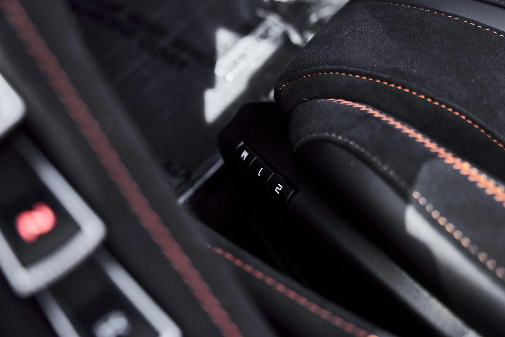 mph037_2466510503_Used_2025_Mc_Laren_750_S_1776907651_ec30b89b83