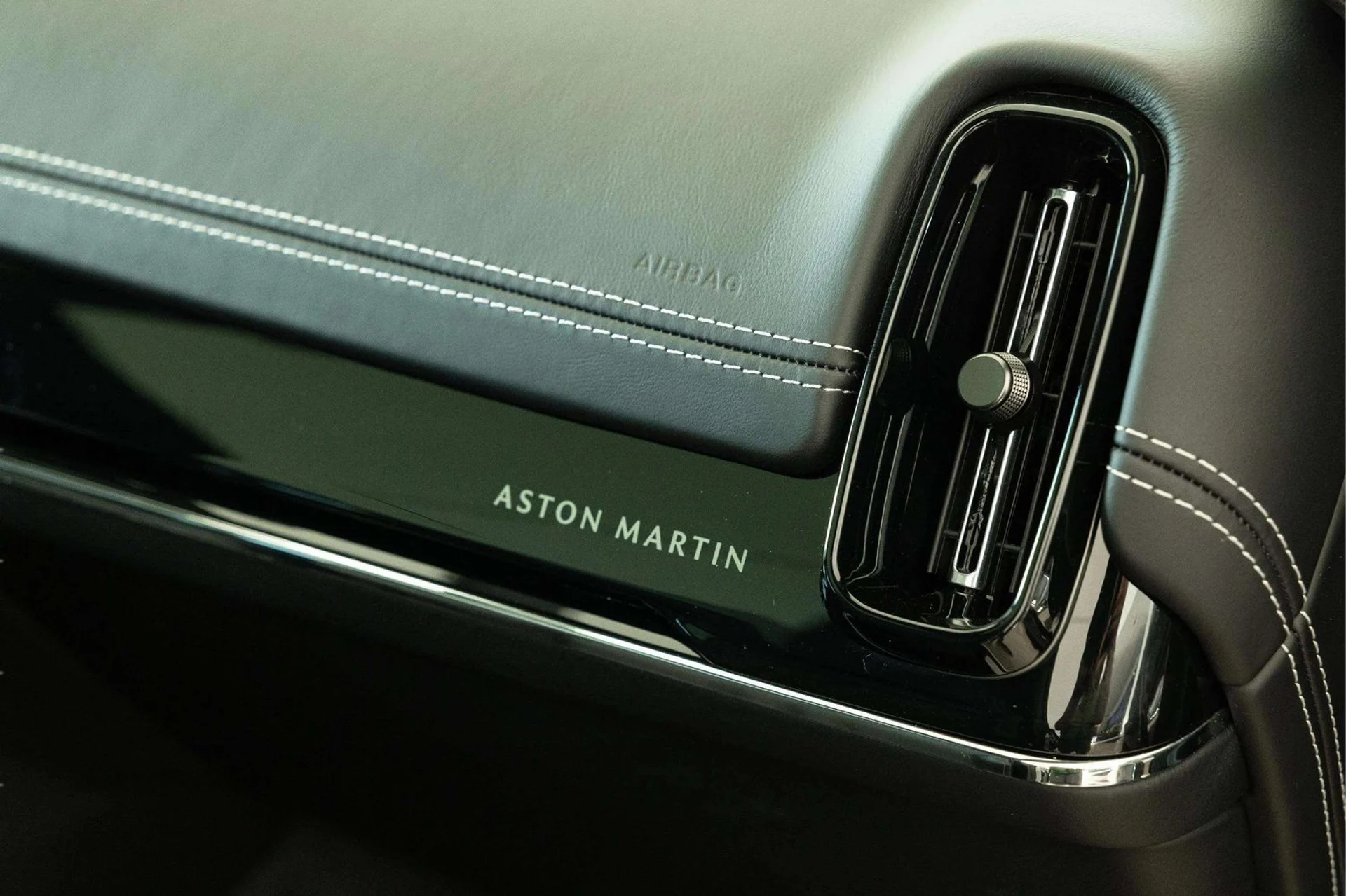 mph037_2467598381_c31bba2d_1ed0_40aa_9570_f97287790c41_b38b9f6f80