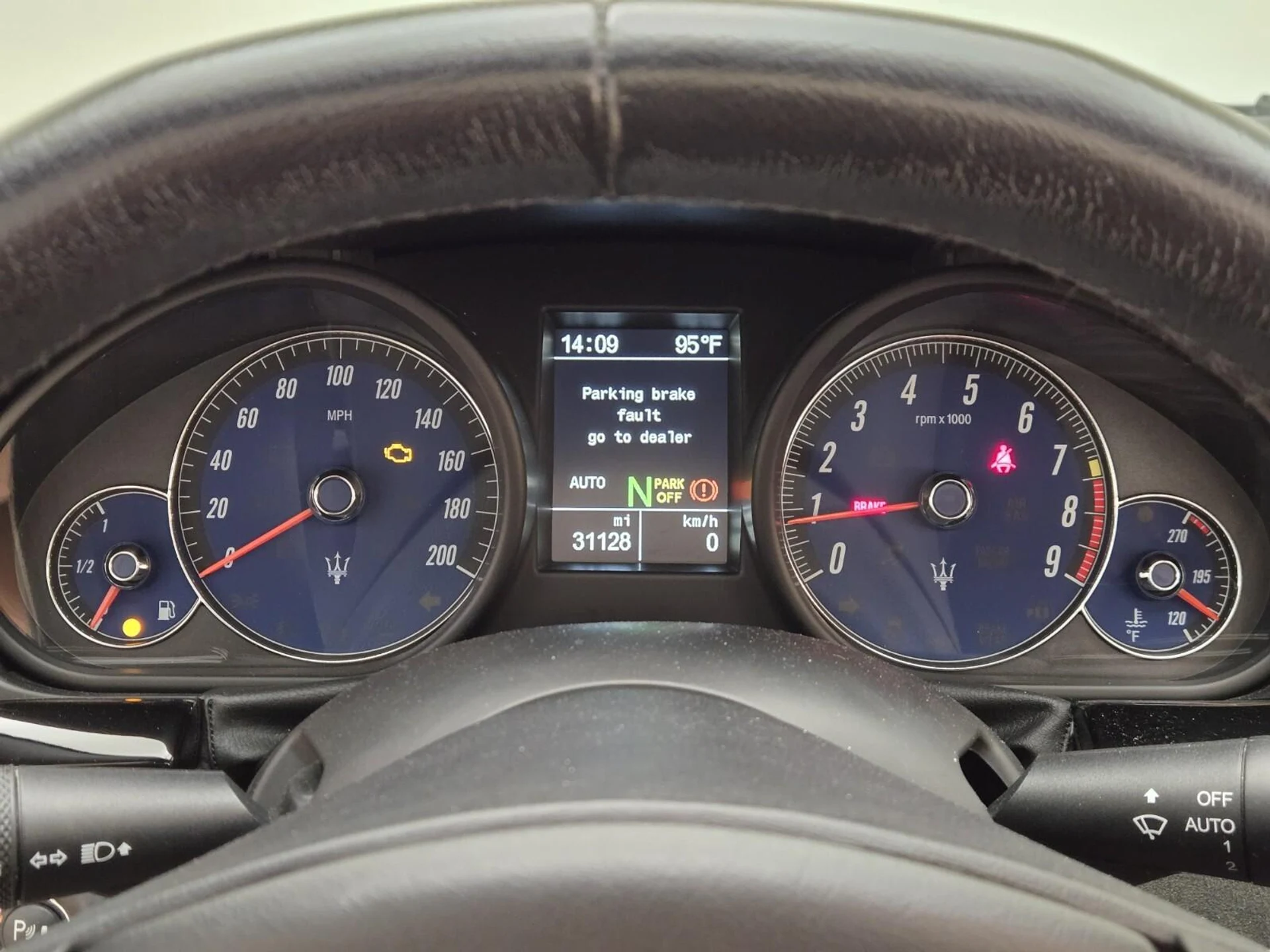 mph037_2473507885_Used_2018_Maserati_Gran_Turismo_Sport_1753165784_e8777da249