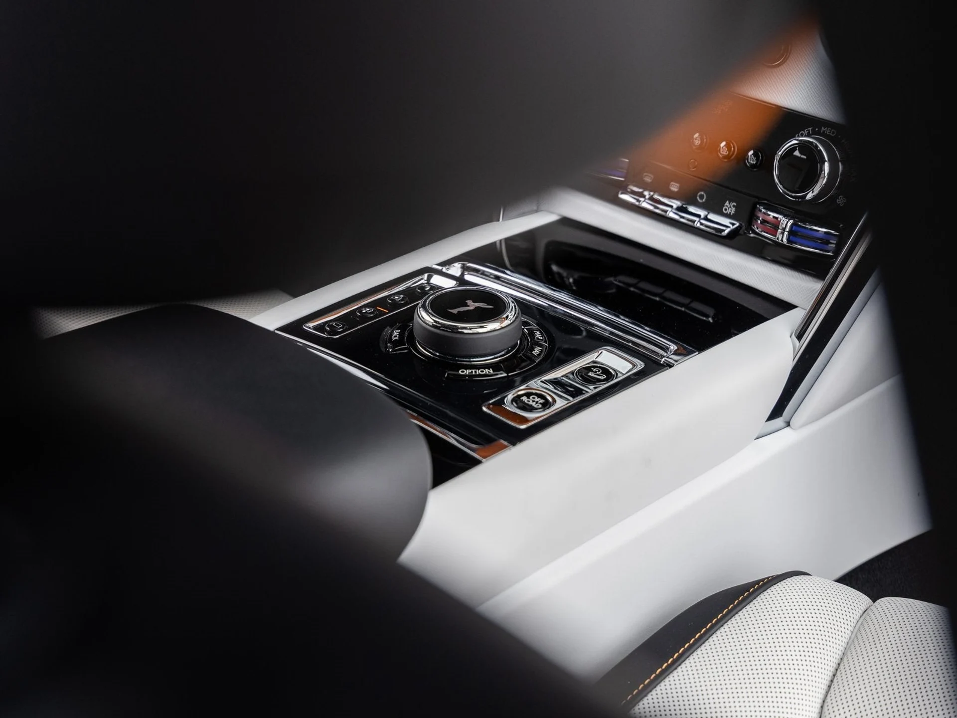 mph037_2482670051_38_27829956a3