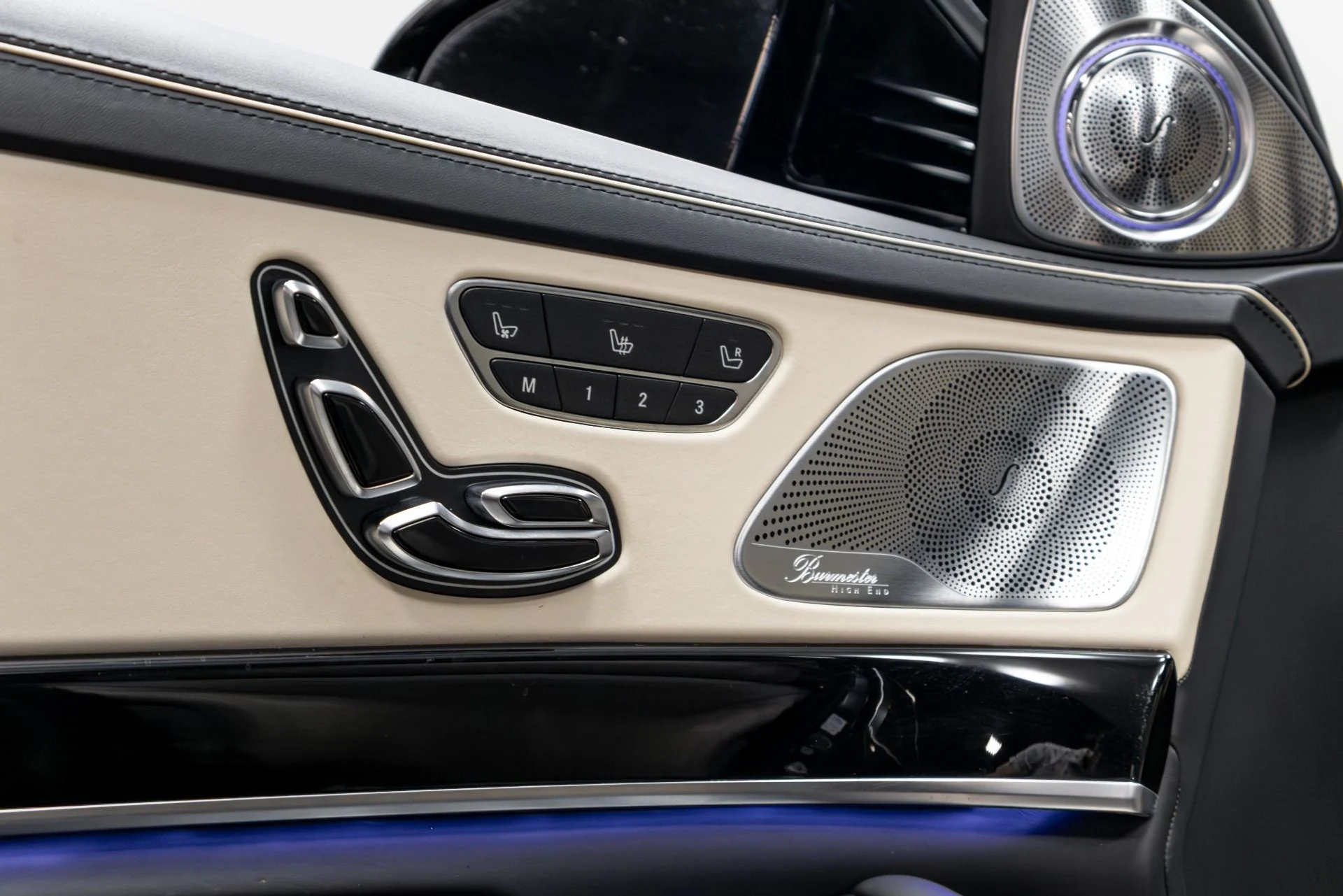 mph037_2487892190_Used_2016_Mercedes_Benz_S_Class_Maybach_S_600_1763586066_f7c6bf86b2