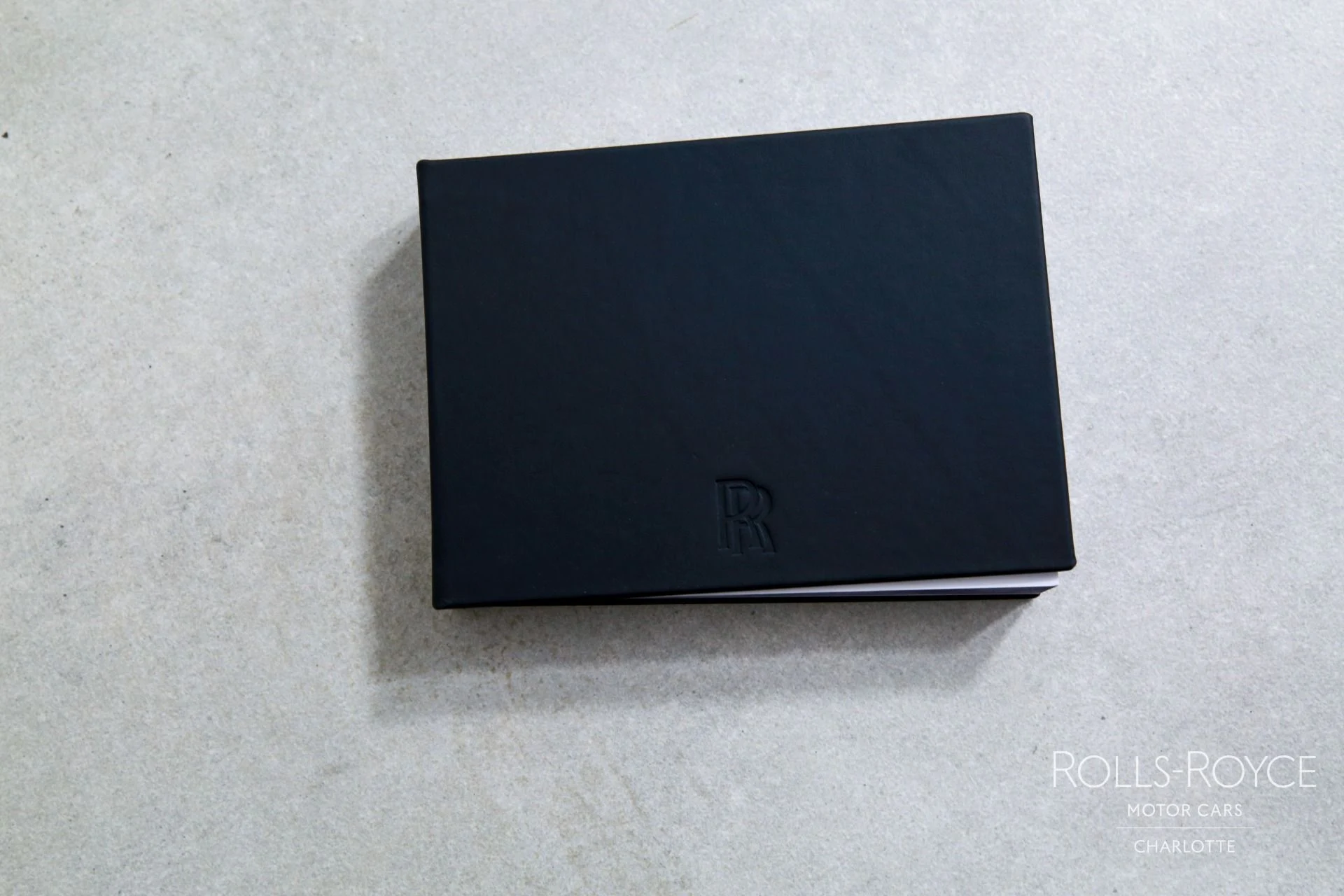 mph037_2488939426_Used_2024_Rolls_Royce_Cullinan_1764777967_49bf1c5052