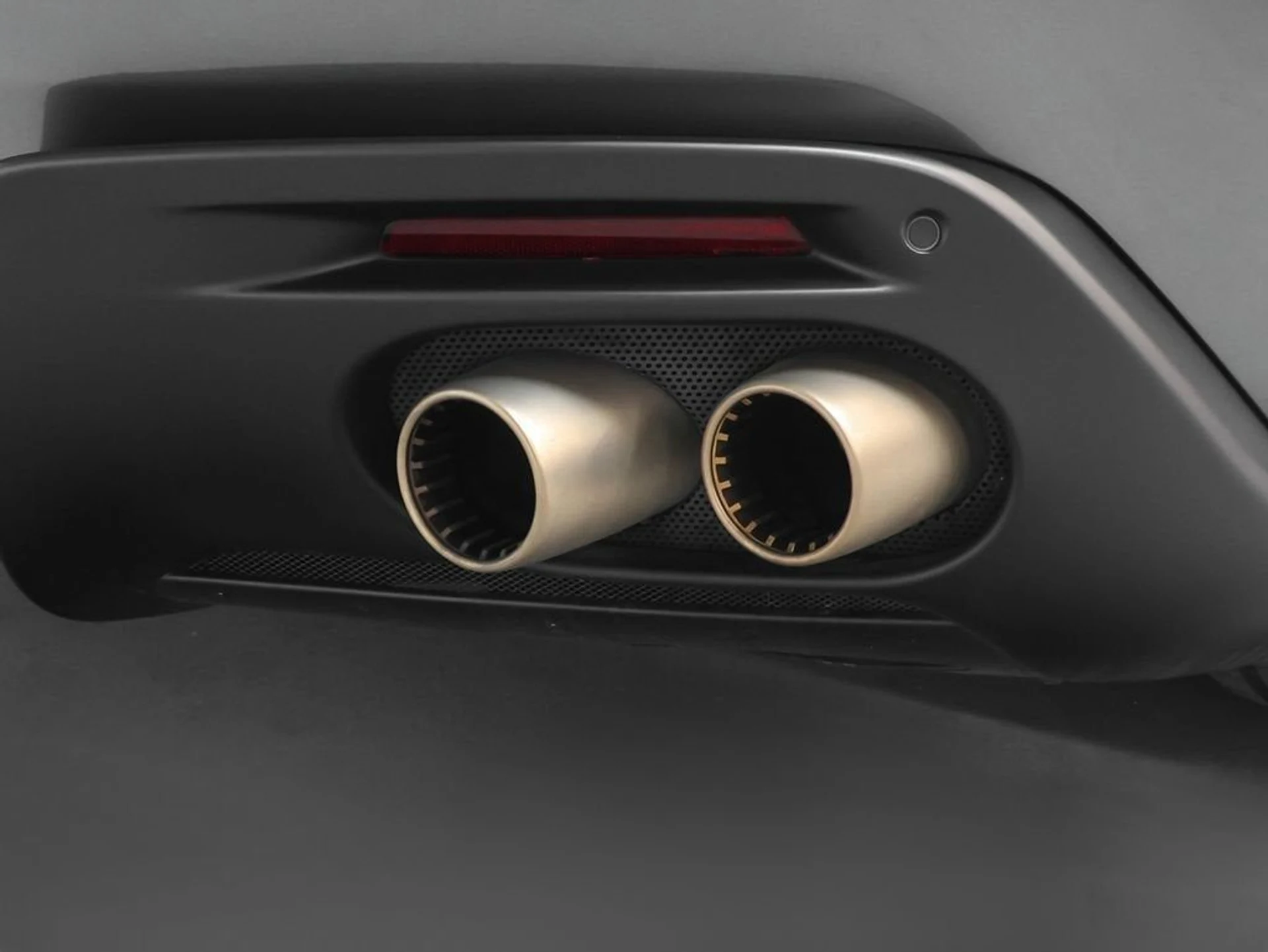 mph037_249623705_38_3354fcecc9