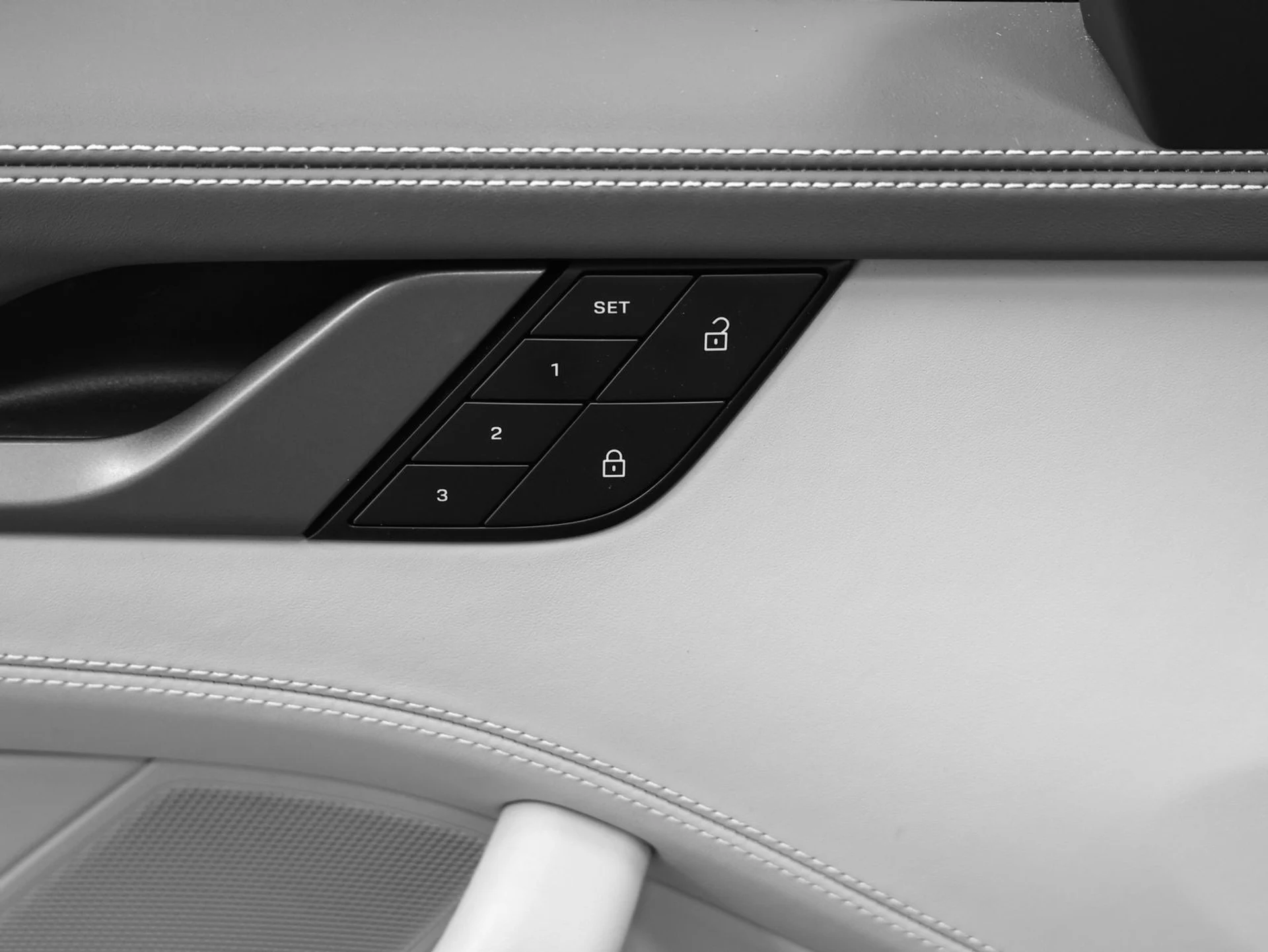mph037_2509612940_38_86354413a7