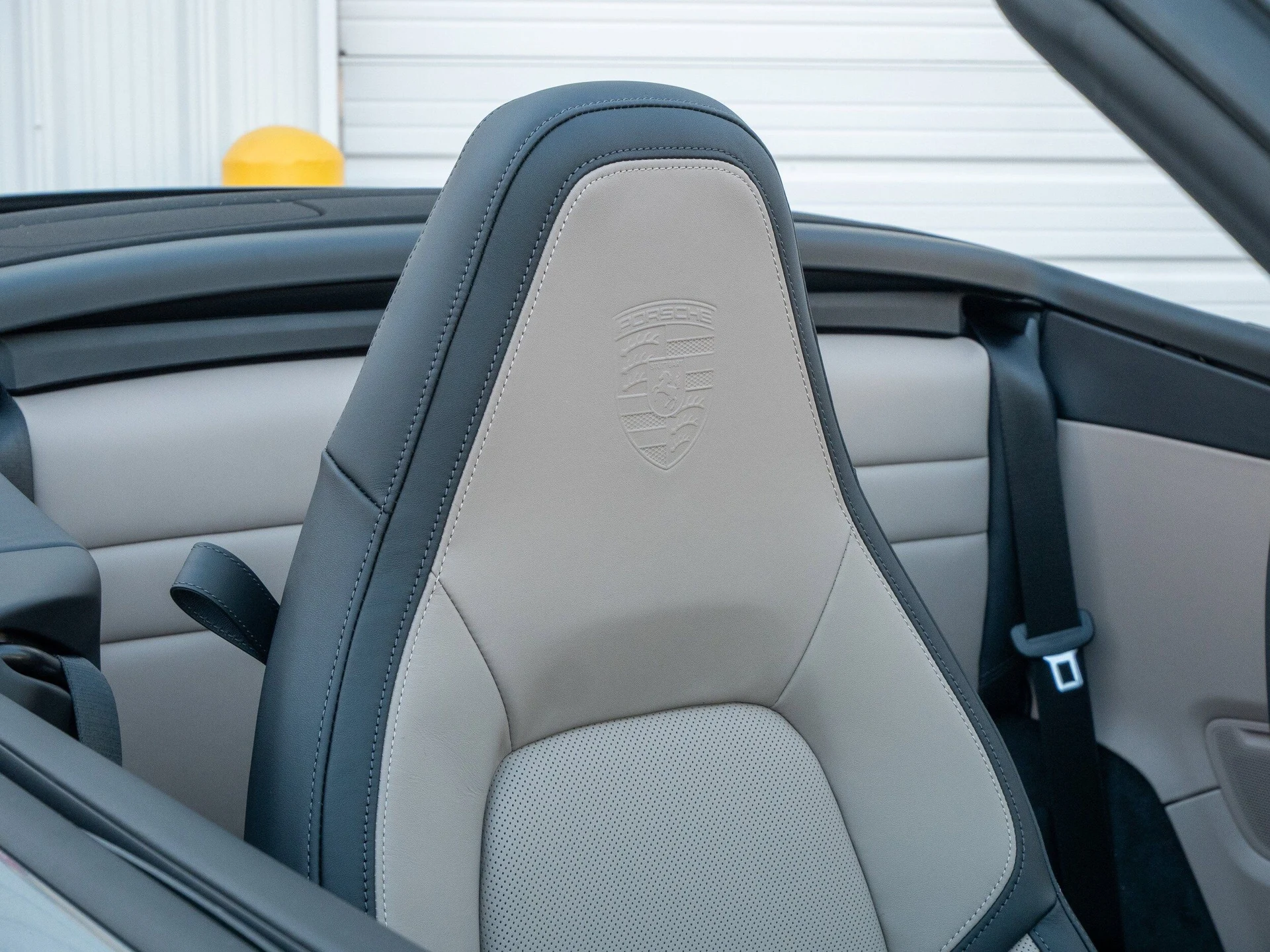 mph037_2532095469_ee94db1f5d32ba624fab4b8b1f10b482x_93be116954