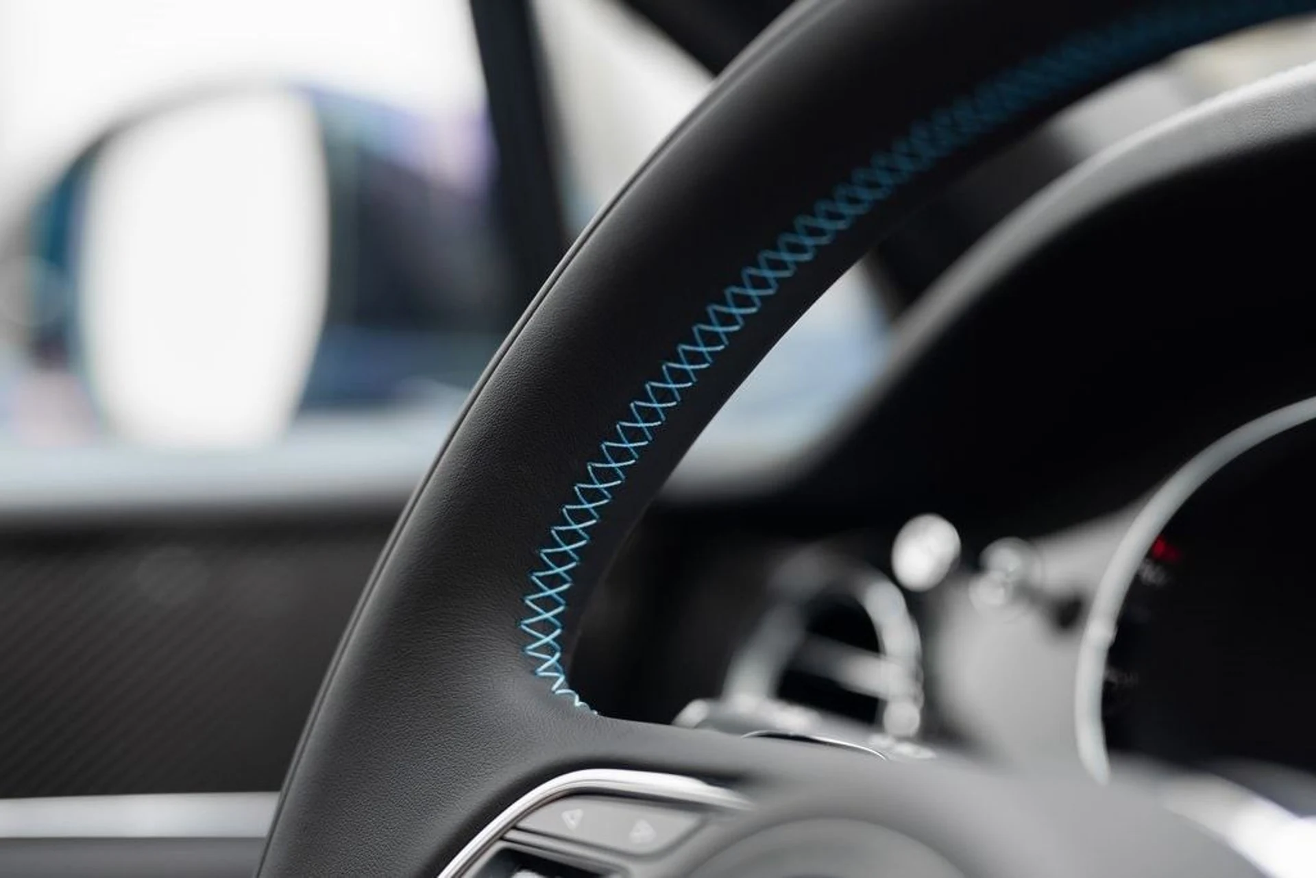 mph037_2536758406_a99d5addbc1733b45f1b6f42bcc4689dx_bc771667b7