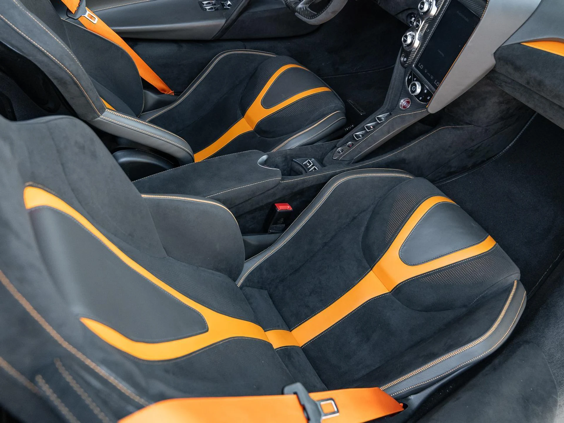 mph037_2537318497_Used_2022_Mc_Laren_720_S_Performance_1778364282_61a6fec037
