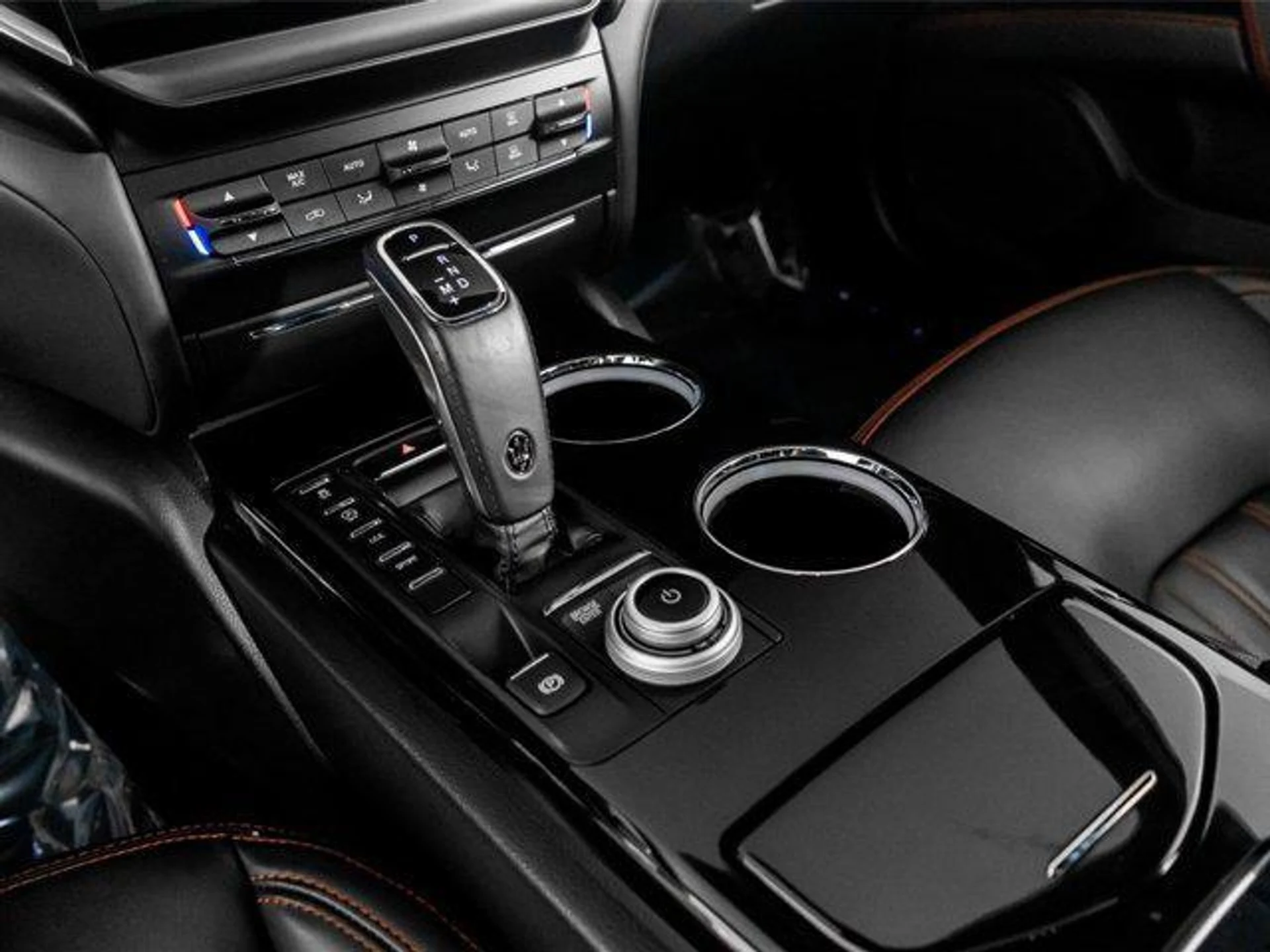 mph037_2538589698_Xhc_Yg_o_A_Ofyf_EU_Wa_Bf_Y8_Al_UYABA_7f64dcec99