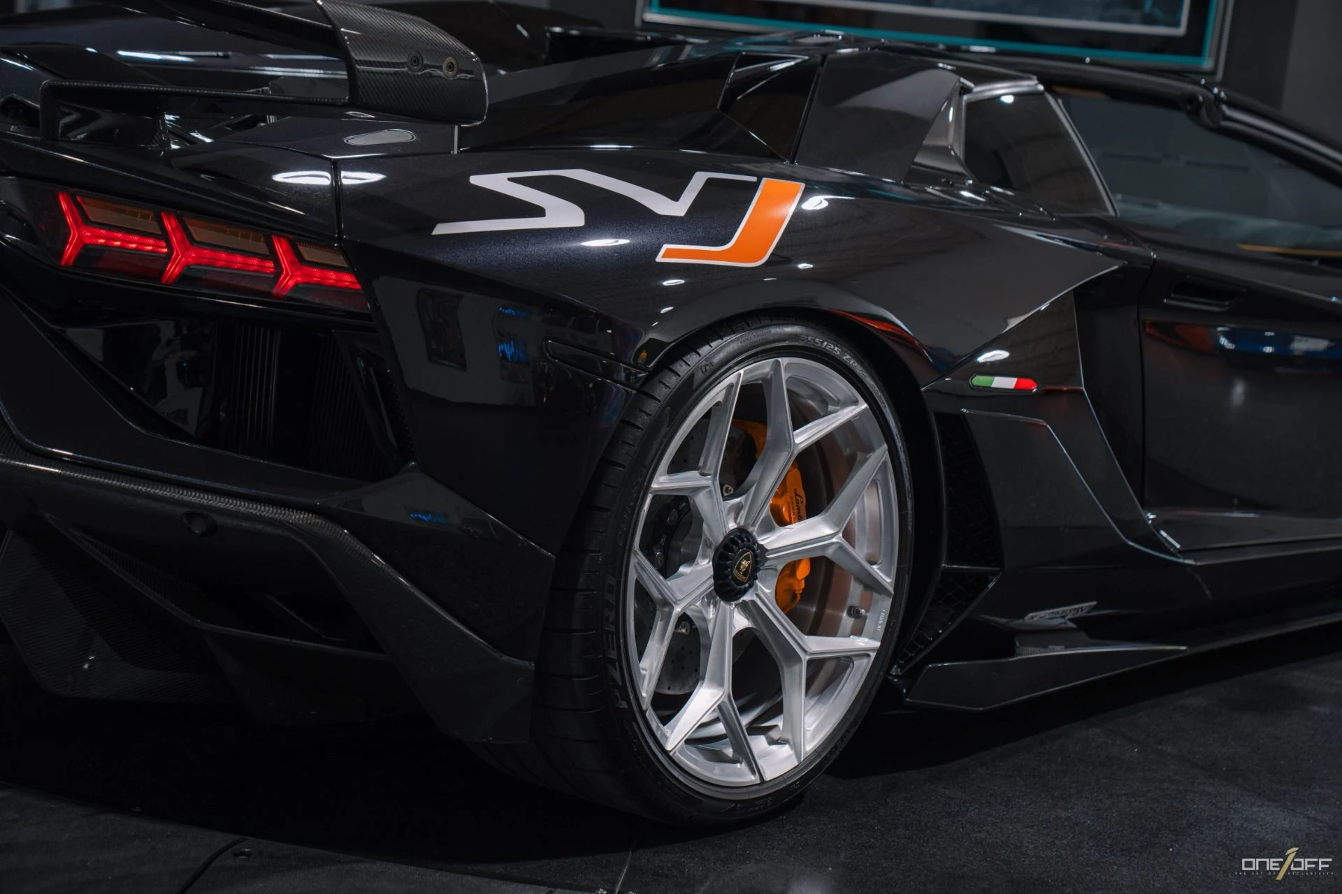 mph037_2540548541_Used_2021_Lamborghini_Aventador_LP_770_4_SVJ_100_K_Novitec_Build_w_HUGE_645_K_MSRP_1761084822_2c80f73cbb